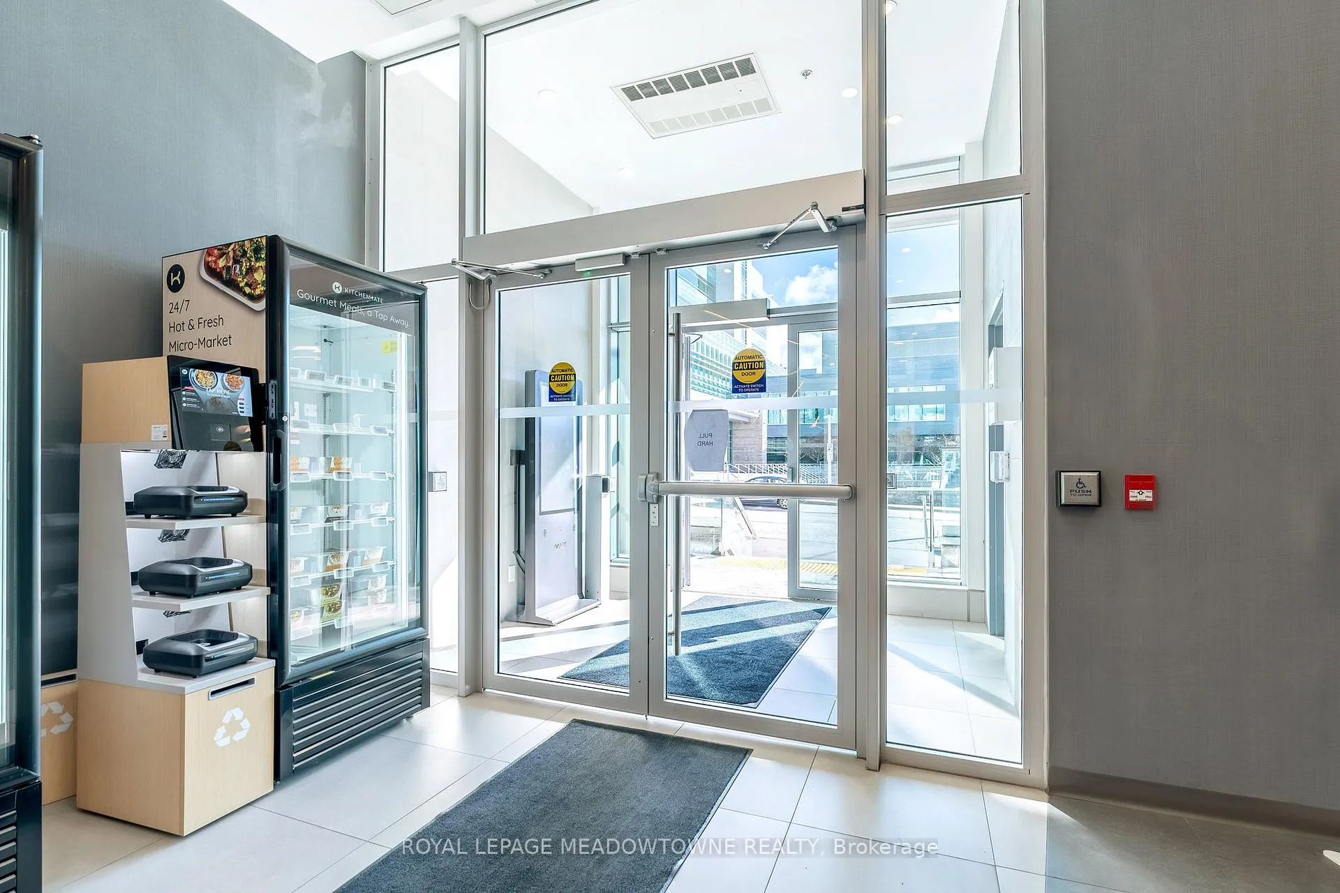 Photo 8 of Unit 606, 60 Frederick Street, Kitchener, City Commercial Core — HOMEH