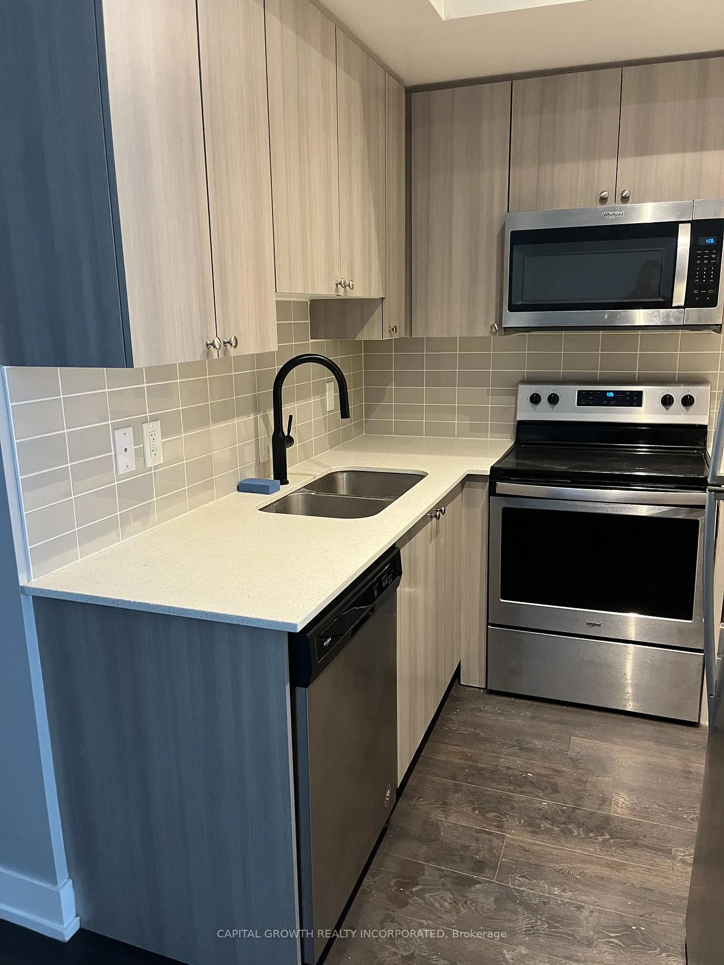 Photo 7 of Unit 11, 1245 Bayly Street, Pickering, Bay Ridges — HOMEH
