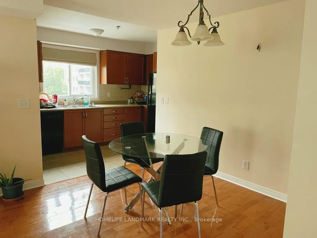 Photo 5 of Unit 3310, 4 Dayspring Circle, Brampton, Goreway Drive Corridor — HOMEH