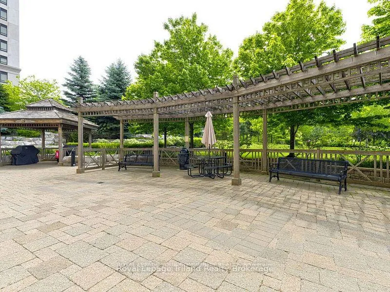 Photo 24 of Unit 814, 9245 Jane Street, Vaughan, Maple — HOMEH