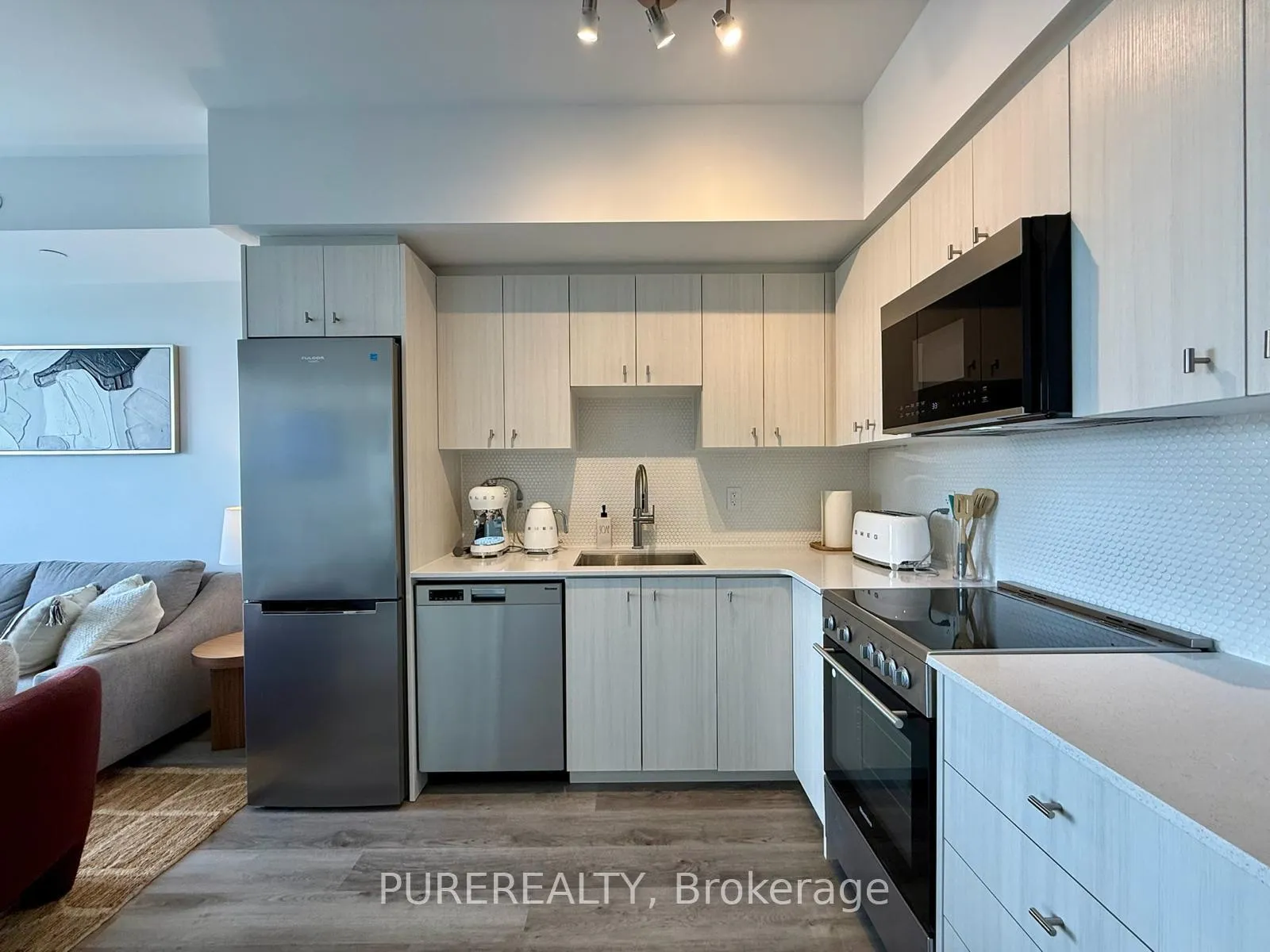Photo 1 of Unit 1507, 5 Wellington Street, Kitchener — HOMEH