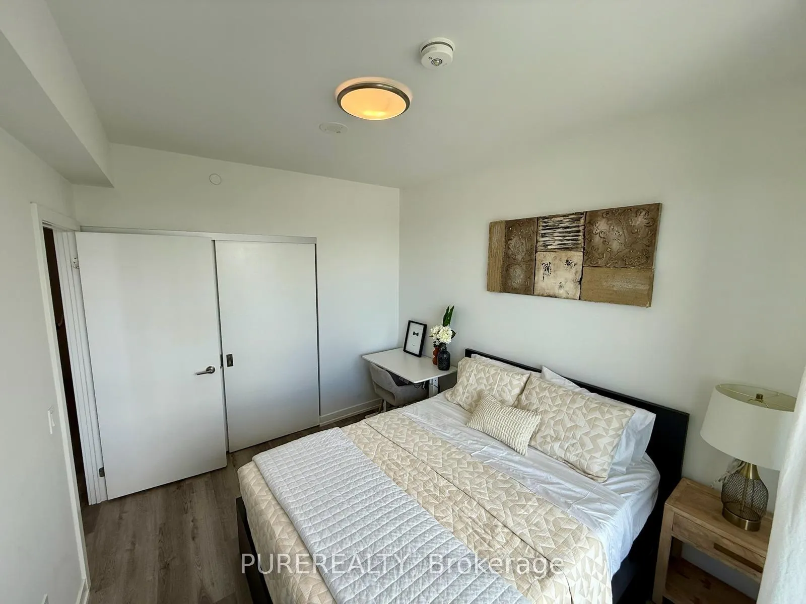 Photo 10 of Unit 1507, 5 Wellington Street, Kitchener — HOMEH