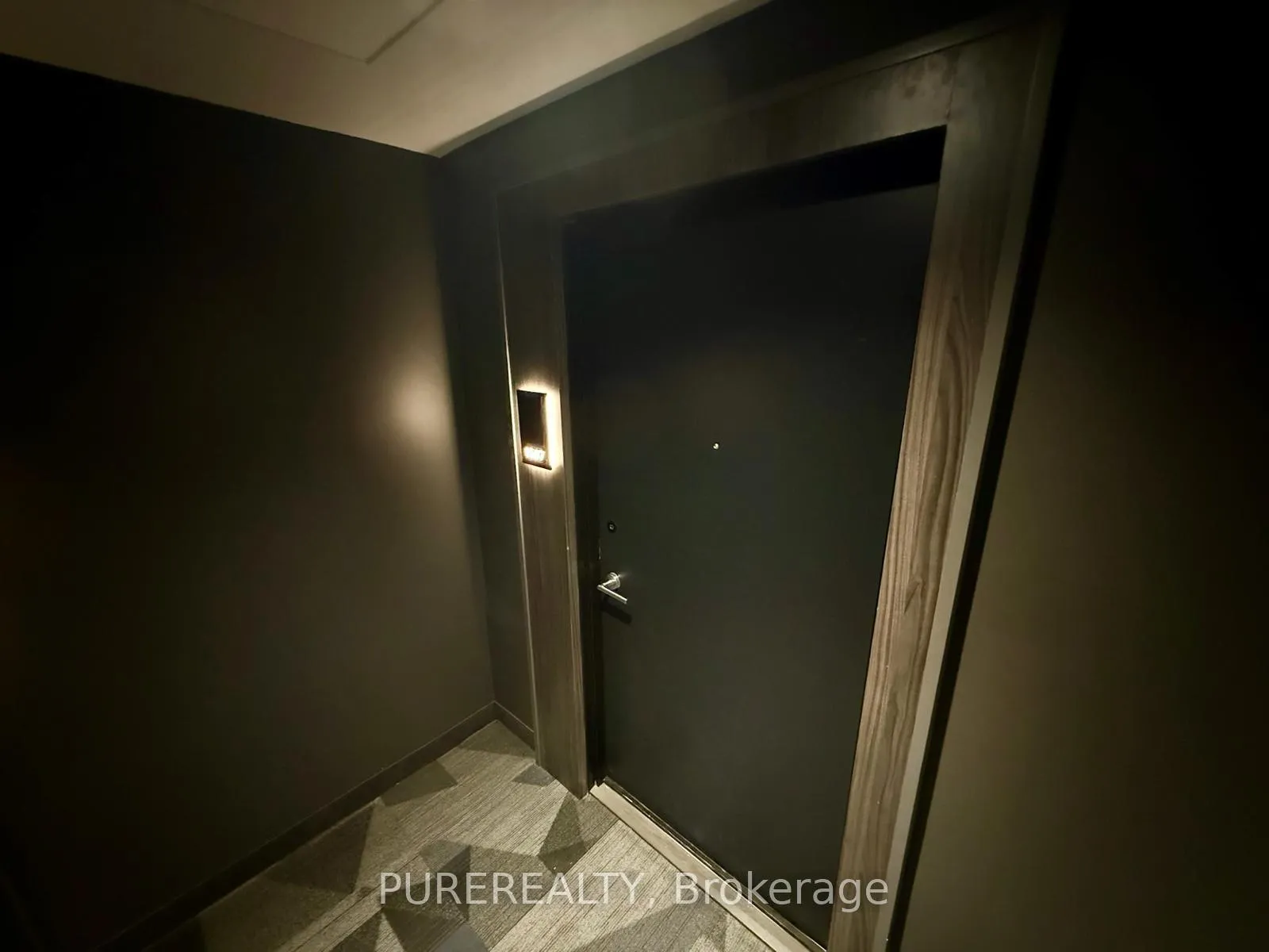Photo 19 of Unit 1507, 5 Wellington Street, Kitchener — HOMEH