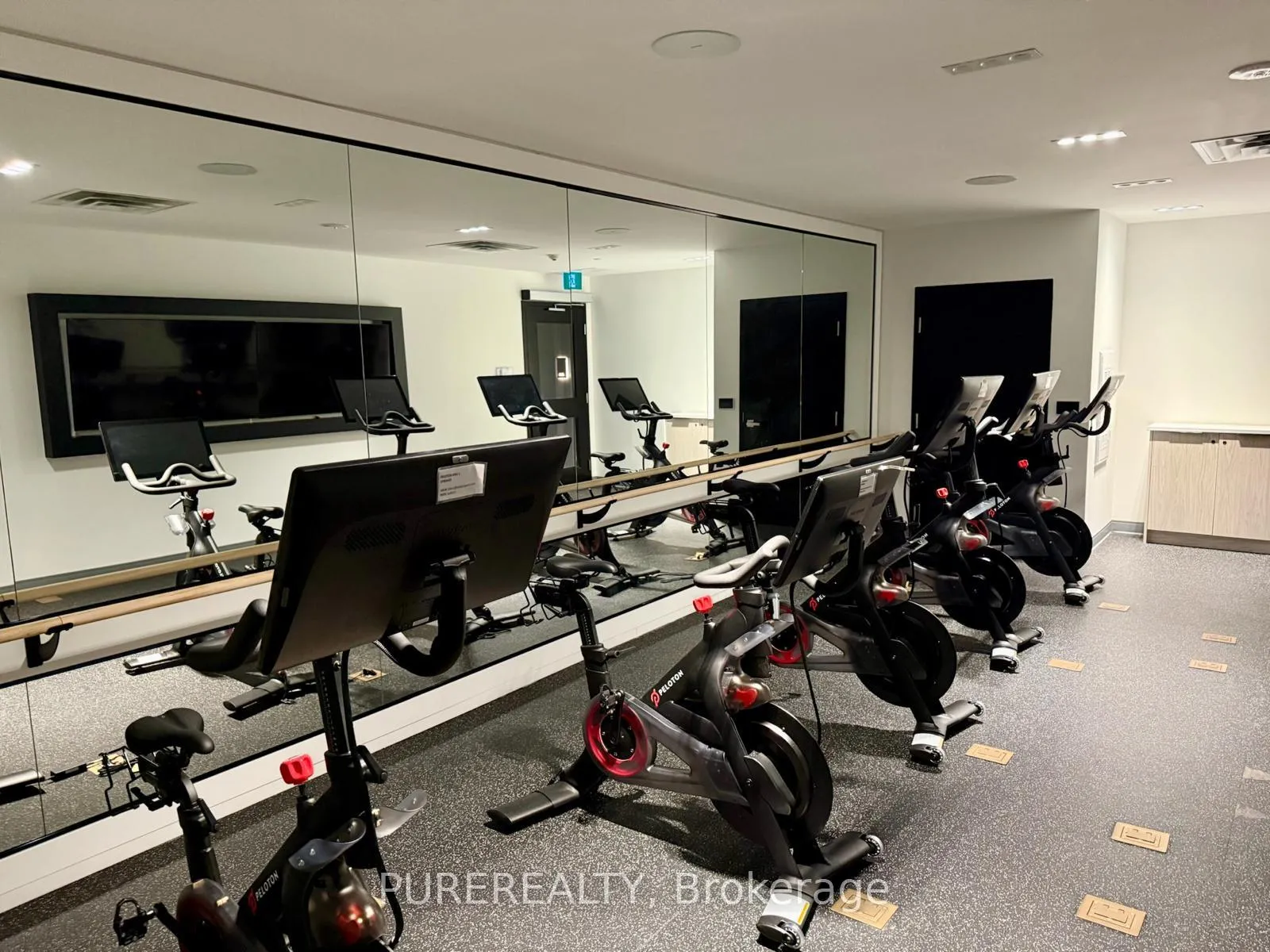 Photo 30 of Unit 1507, 5 Wellington Street, Kitchener — HOMEH