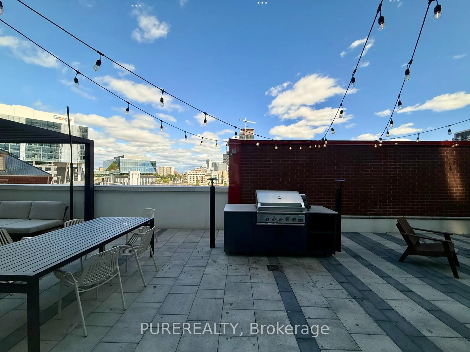 Photo 31 of Unit 1507, 5 Wellington Street, Kitchener — HOMEH