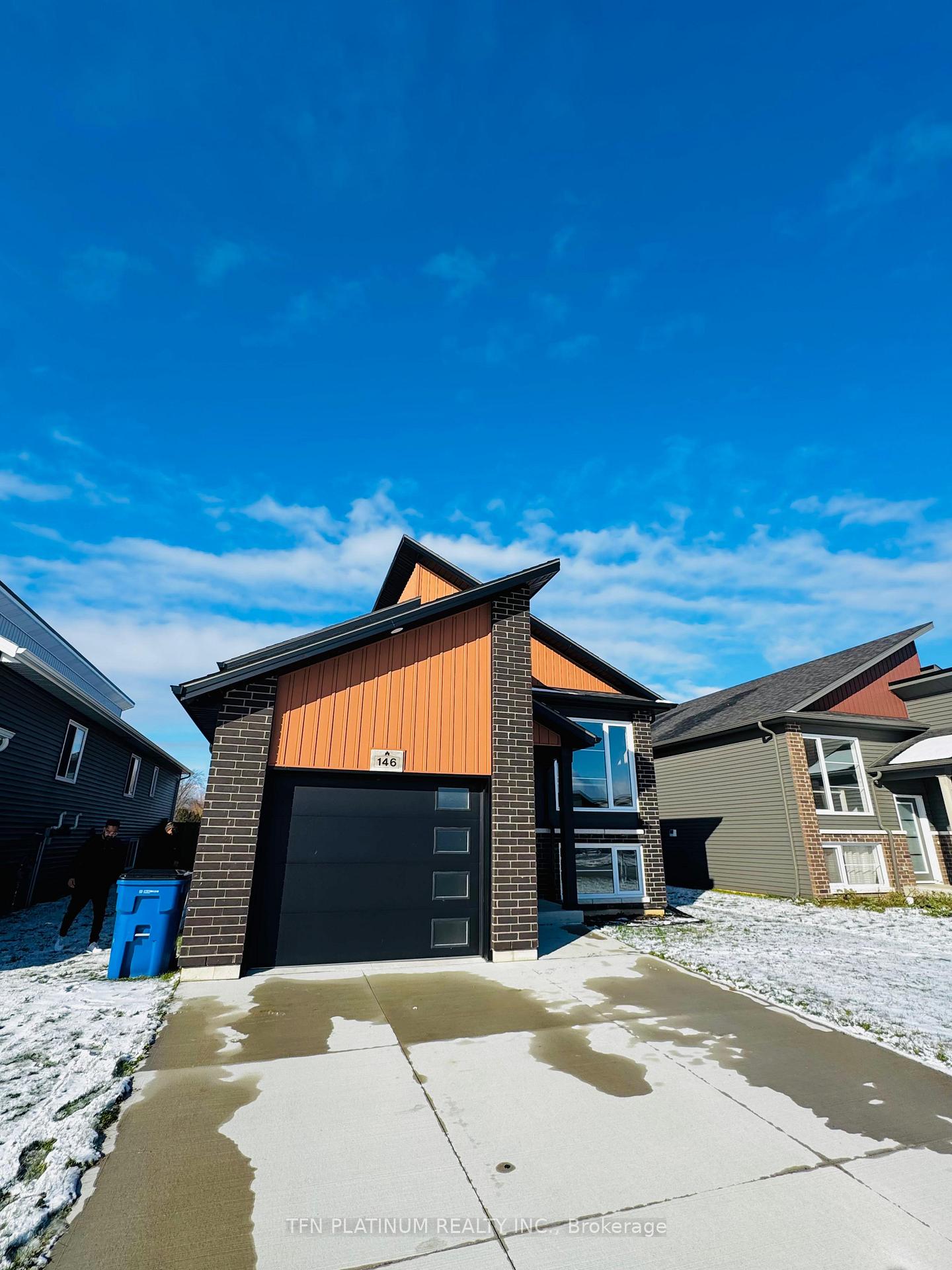 Photo 1 of 146 Moonstone Crescent, Chatham-Kent, Chatham — HOMEH