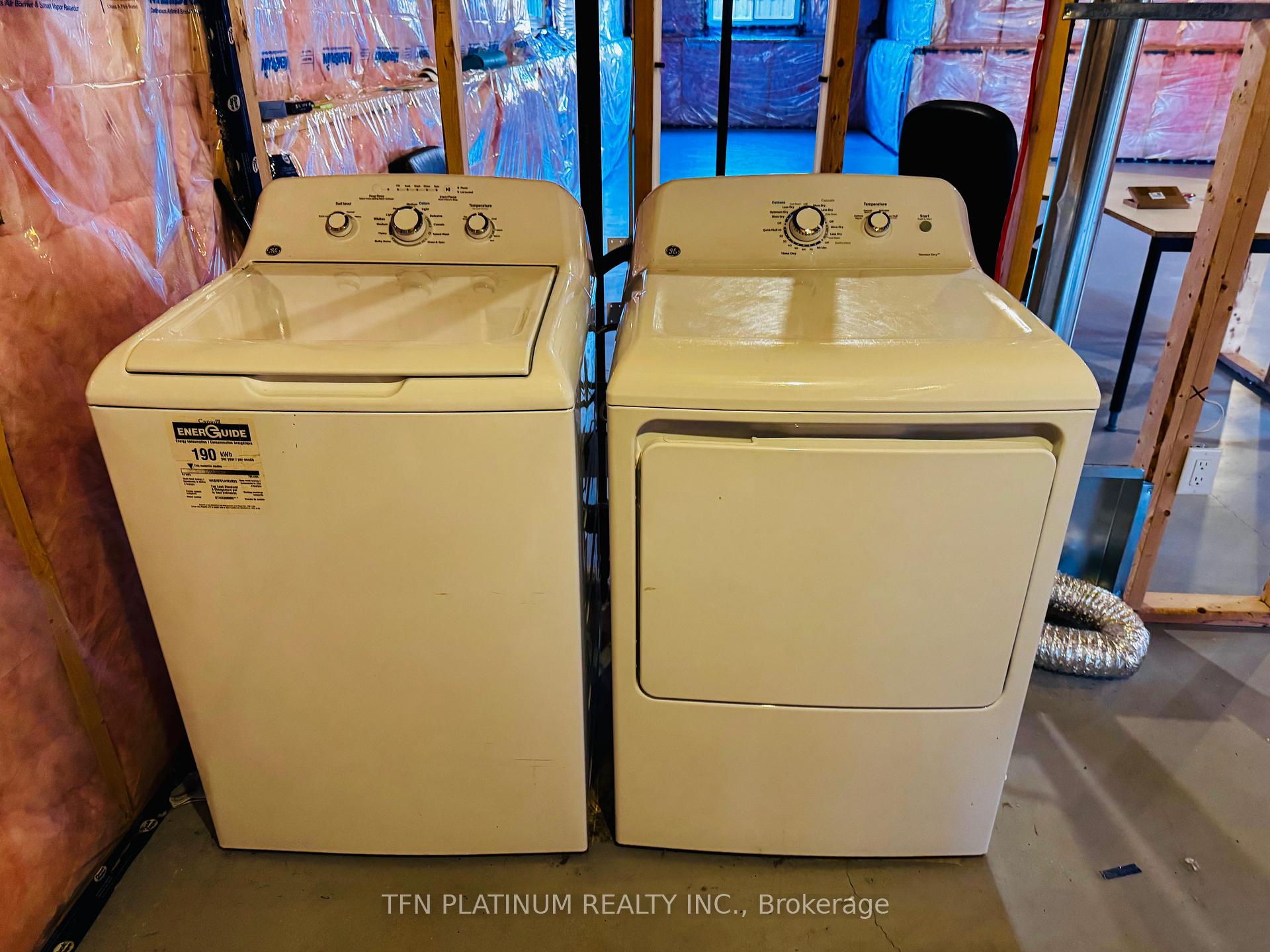 Photo 19 of 146 Moonstone Crescent, Chatham-Kent, Chatham — HOMEH