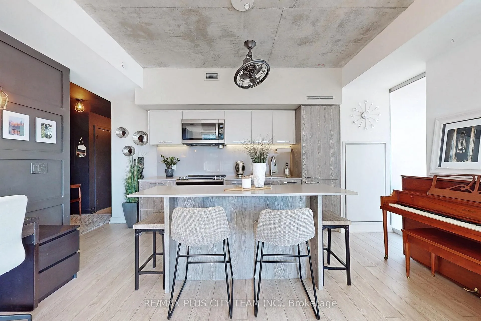 Photo 6 of Unit 807, 25 Baseball Place, Toronto, South Riverdale — HOMEH