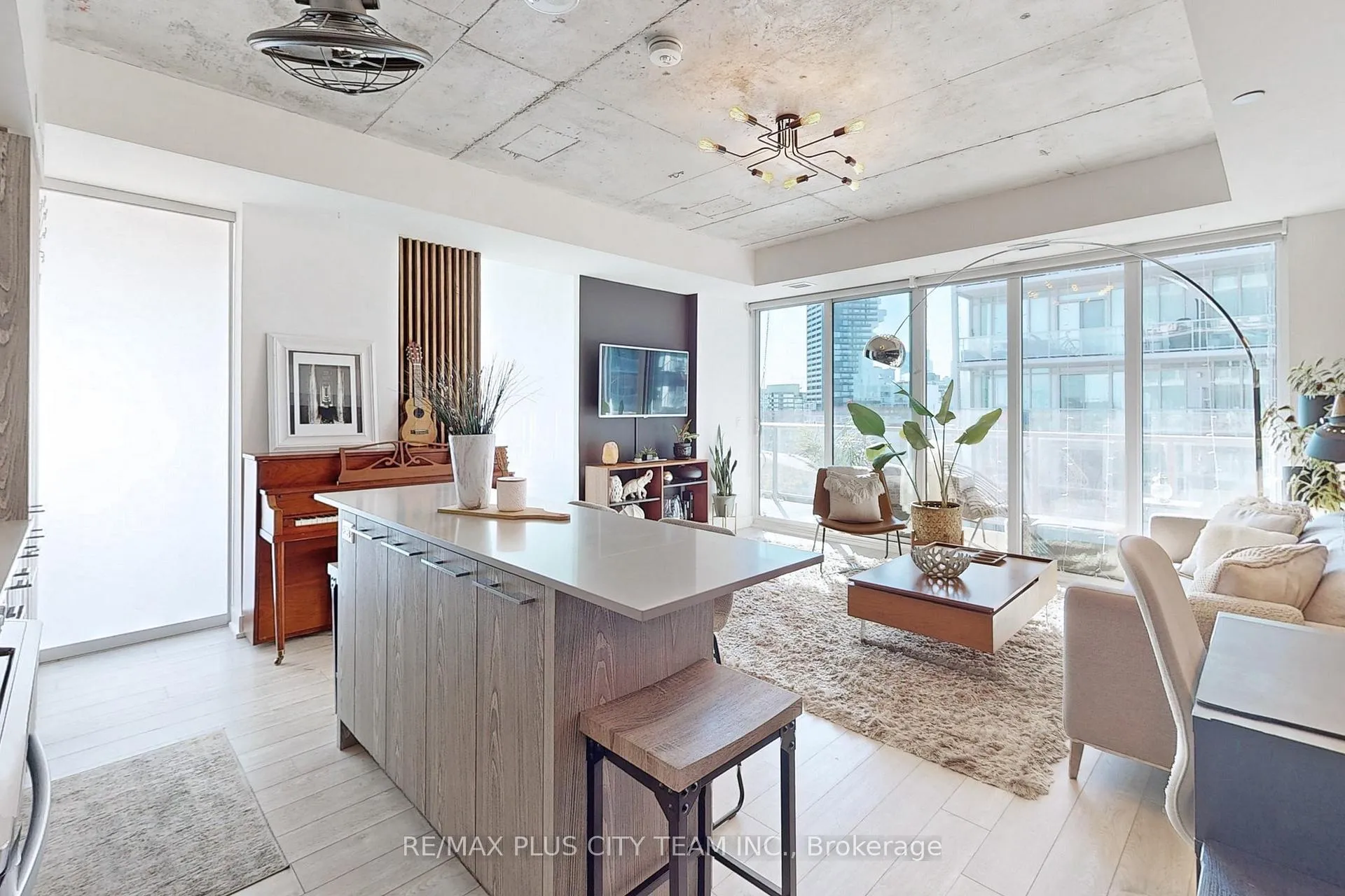 Photo 9 of Unit 807, 25 Baseball Place, Toronto, South Riverdale — HOMEH