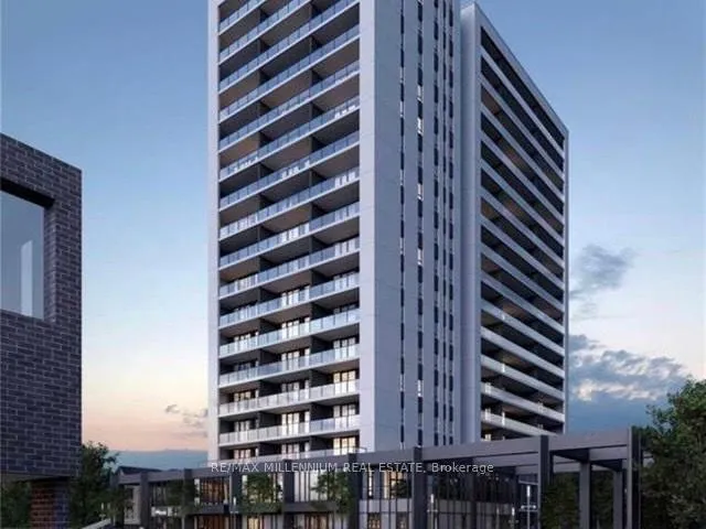 Front of Unit 907, 741 King Street W