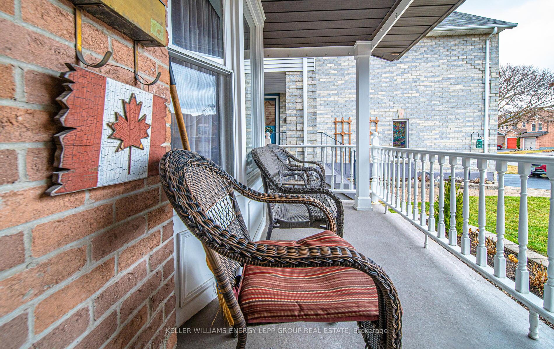 Photo 5 of 4 Carr Drive, Ajax, Central — HOMEH