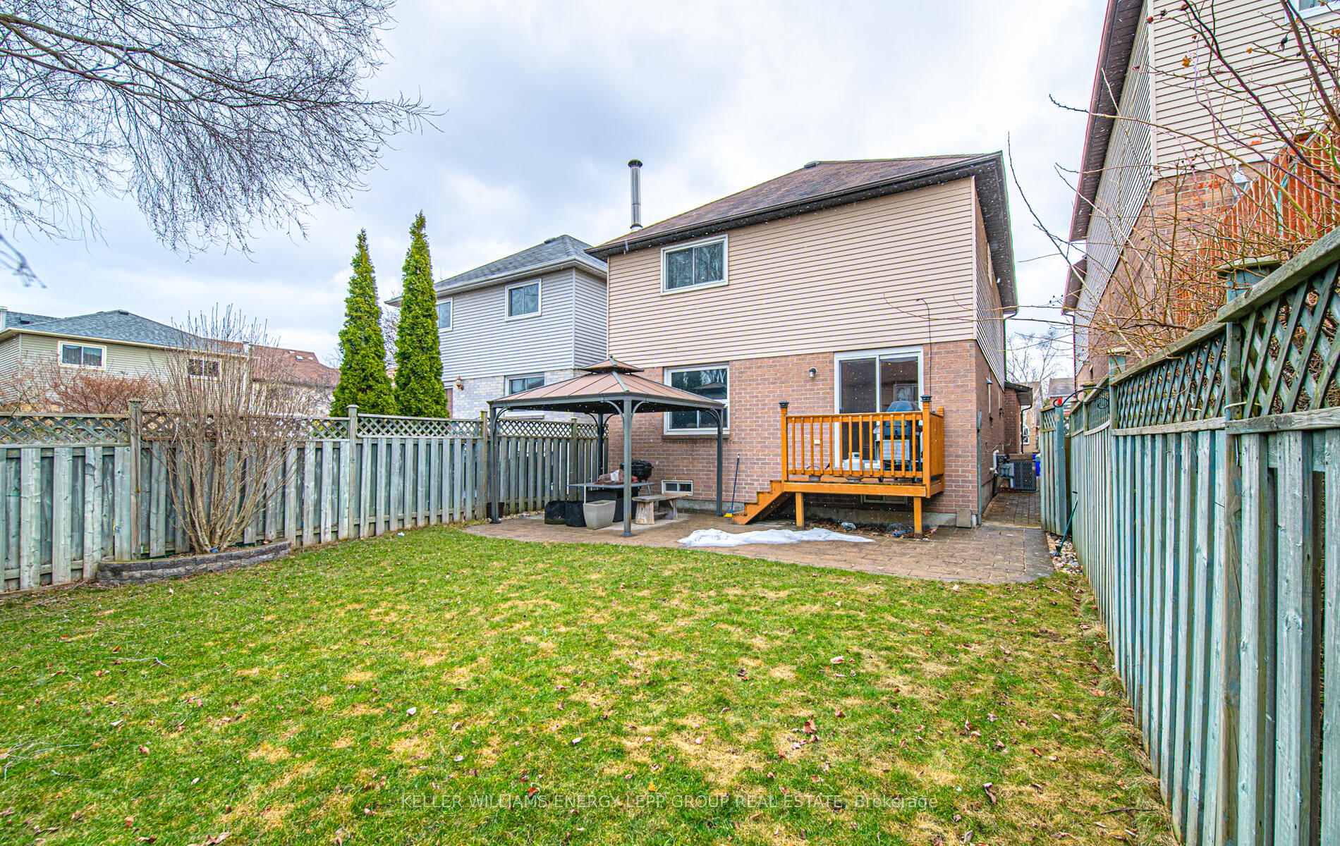 Photo 7 of 4 Carr Drive, Ajax, Central — HOMEH