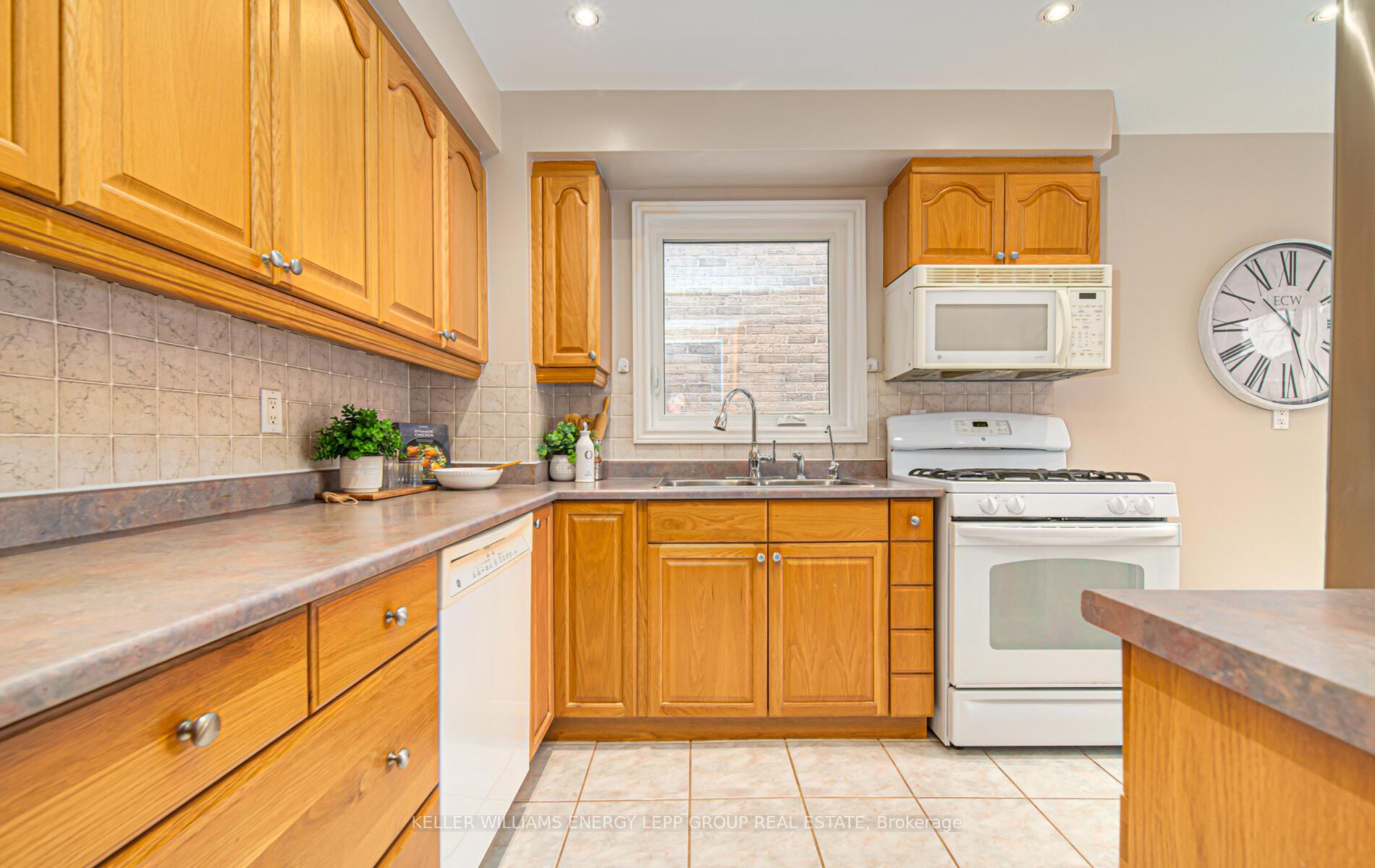Photo 22 of 4 Carr Drive, Ajax, Central — HOMEH