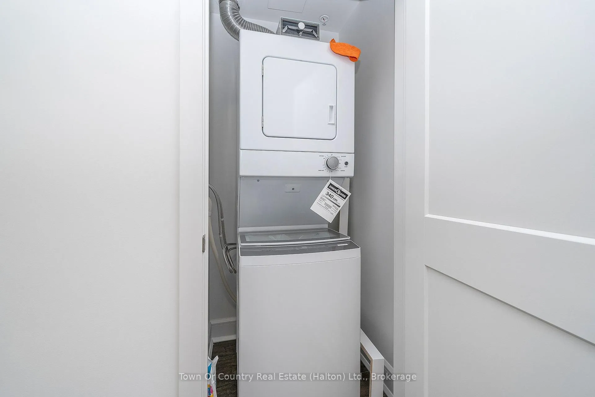 Photo 17 of Unit 617, 251 Northfield Drive E, Waterloo, Colonial Acres — HOMEH