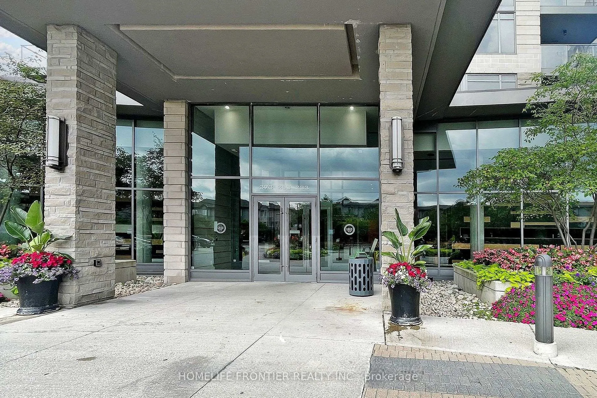 Photo 2 of Unit Ph8, 273 South Park Road, Markham, Commerce Valley — HOMEH