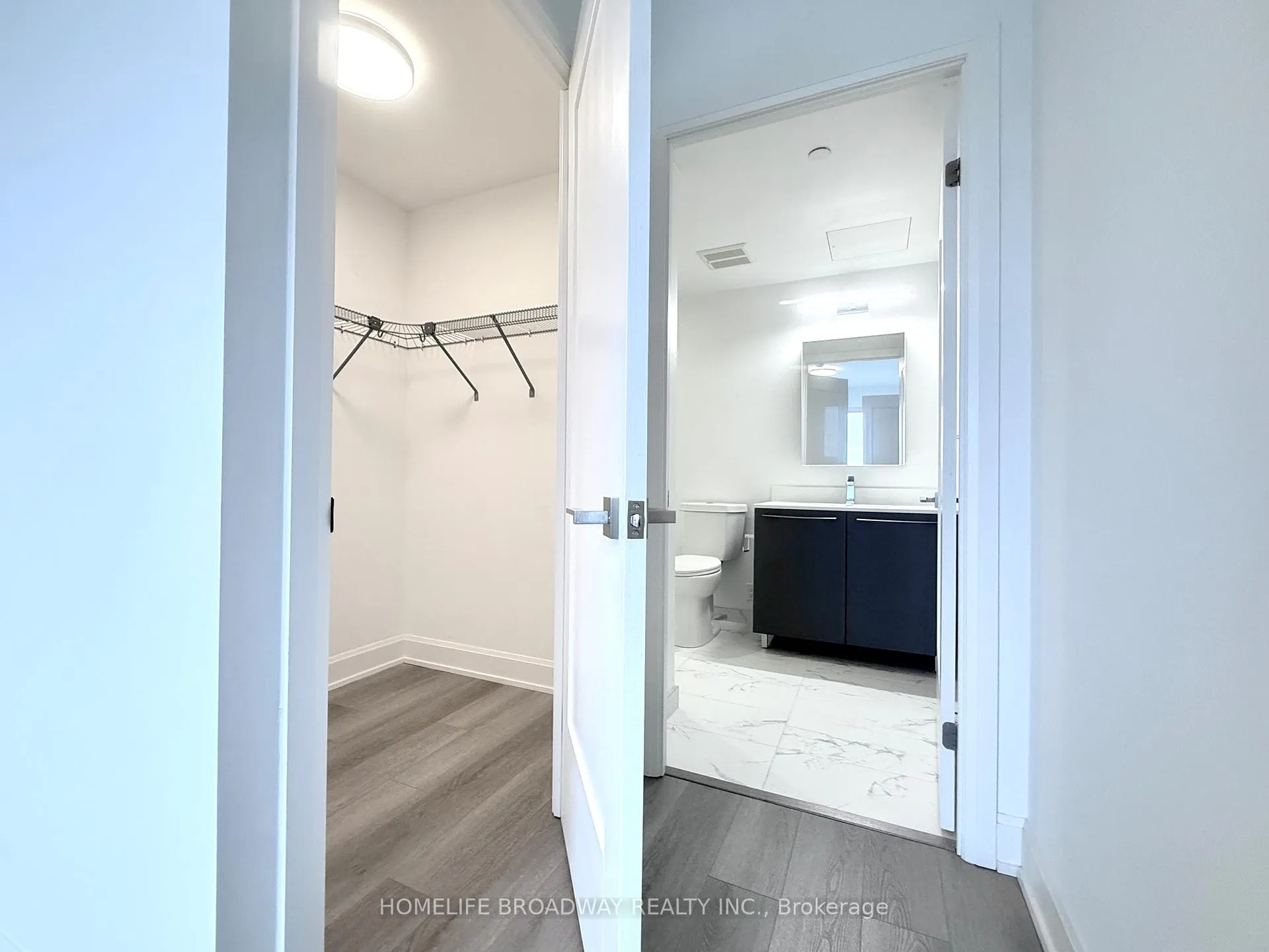 Photo 7 of Unit 2202, 8 Water Walk Drive, Markham, Unionville — HOMEH