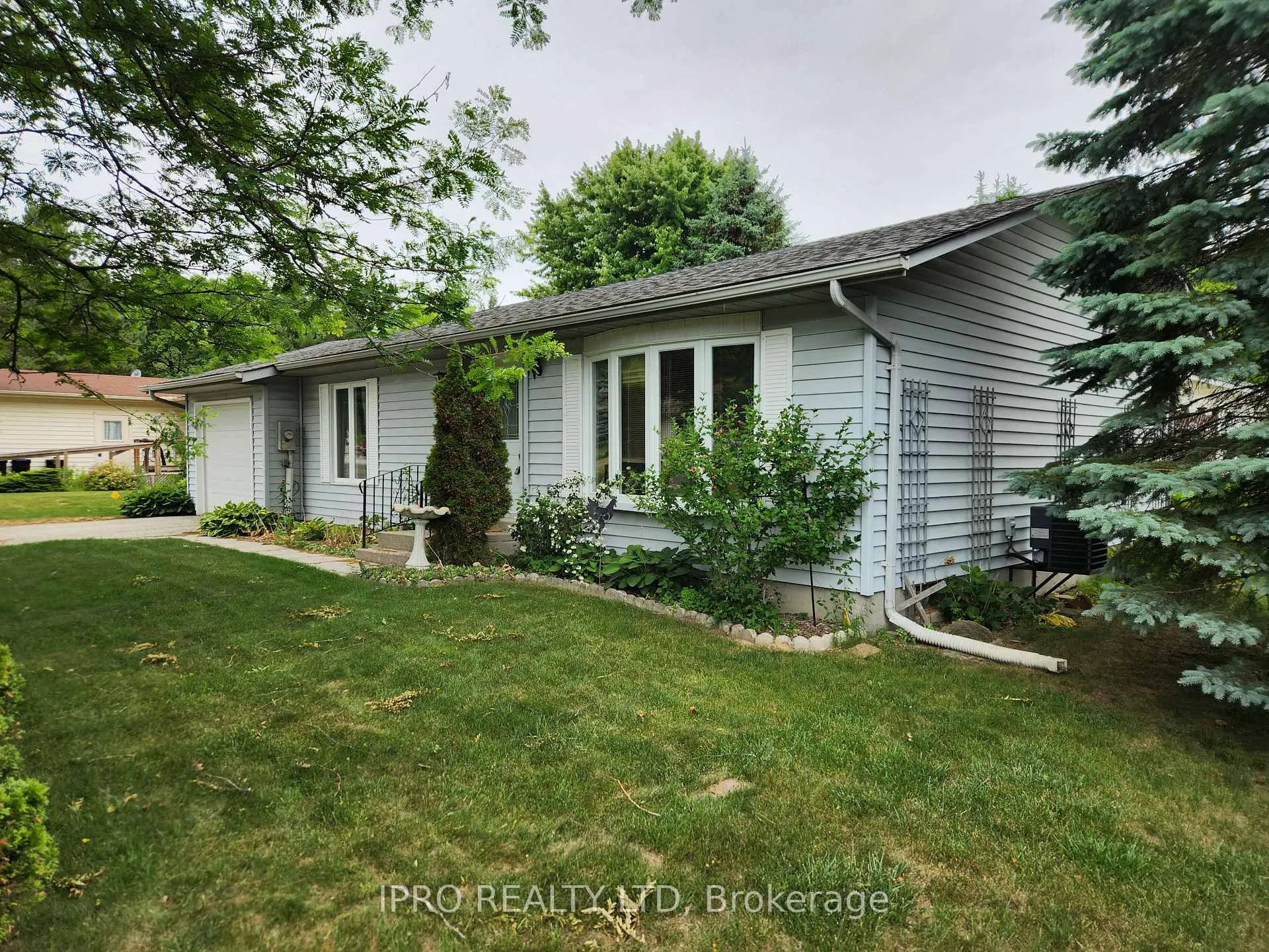 Front of 2 Balsam Court