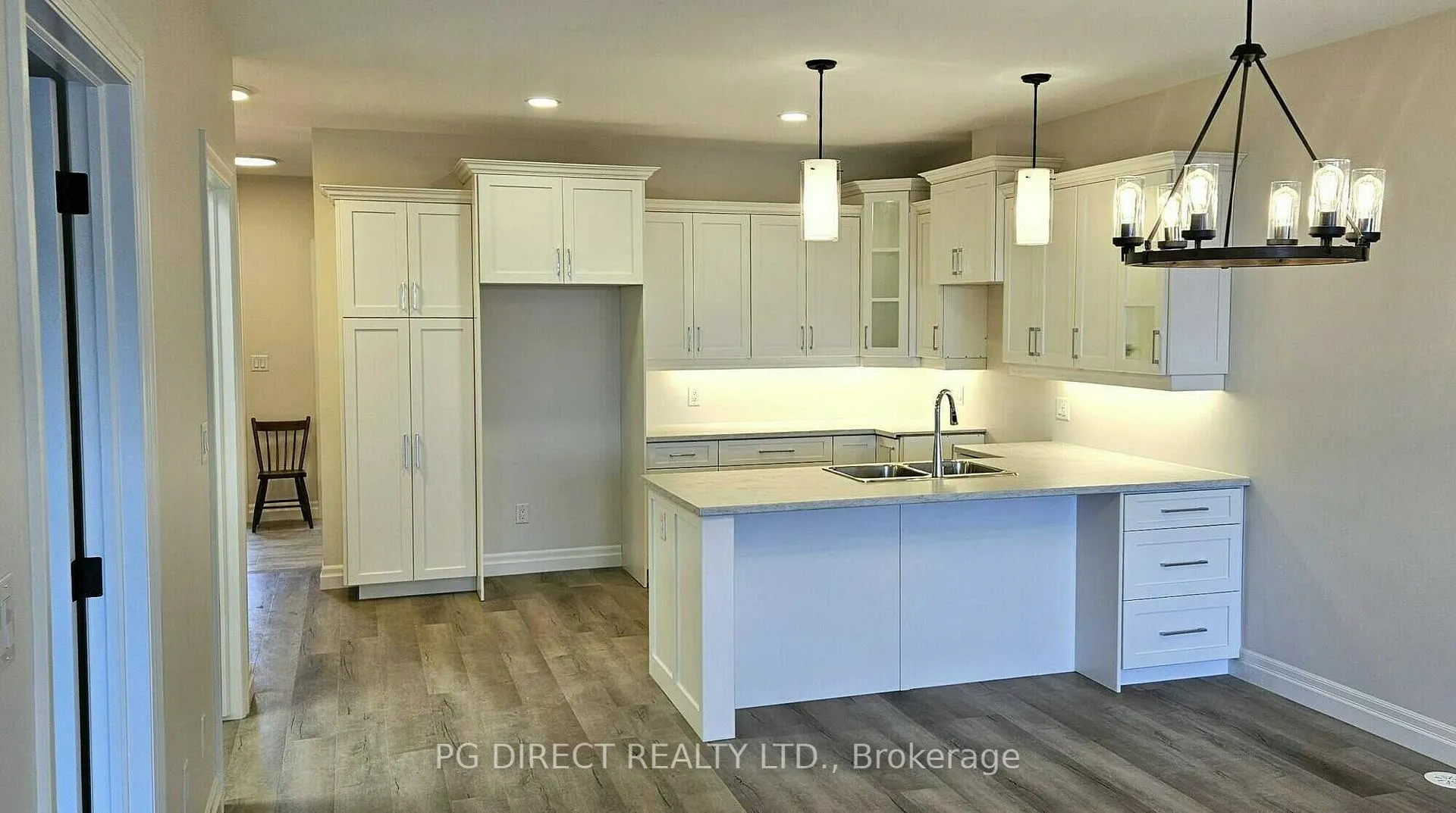 Photo 5 of 10 Cardinal Court, Prince Edward County, Sophiasburg Ward — HOMEH