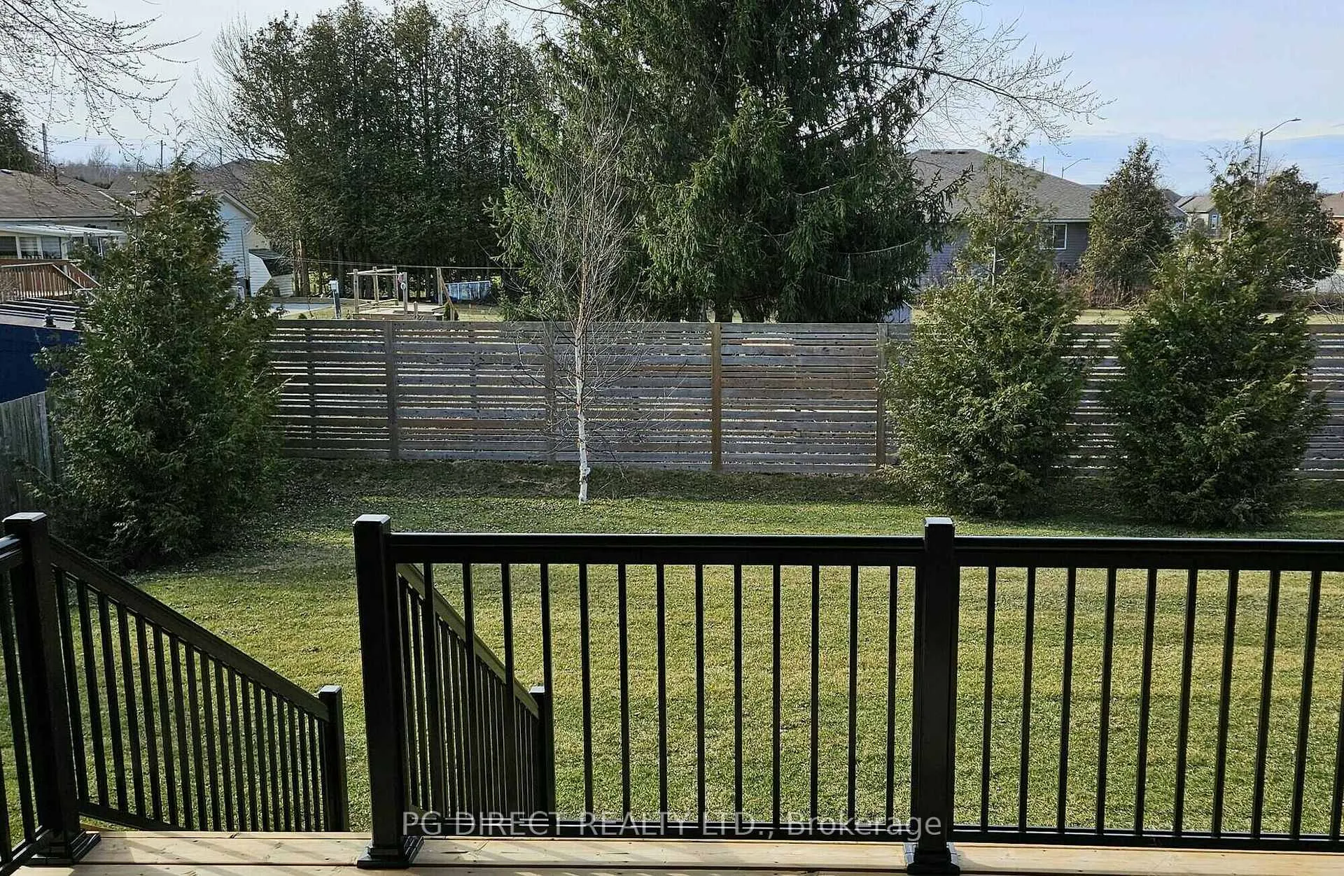 Photo 8 of 10 Cardinal Court, Prince Edward County, Sophiasburg Ward — HOMEH