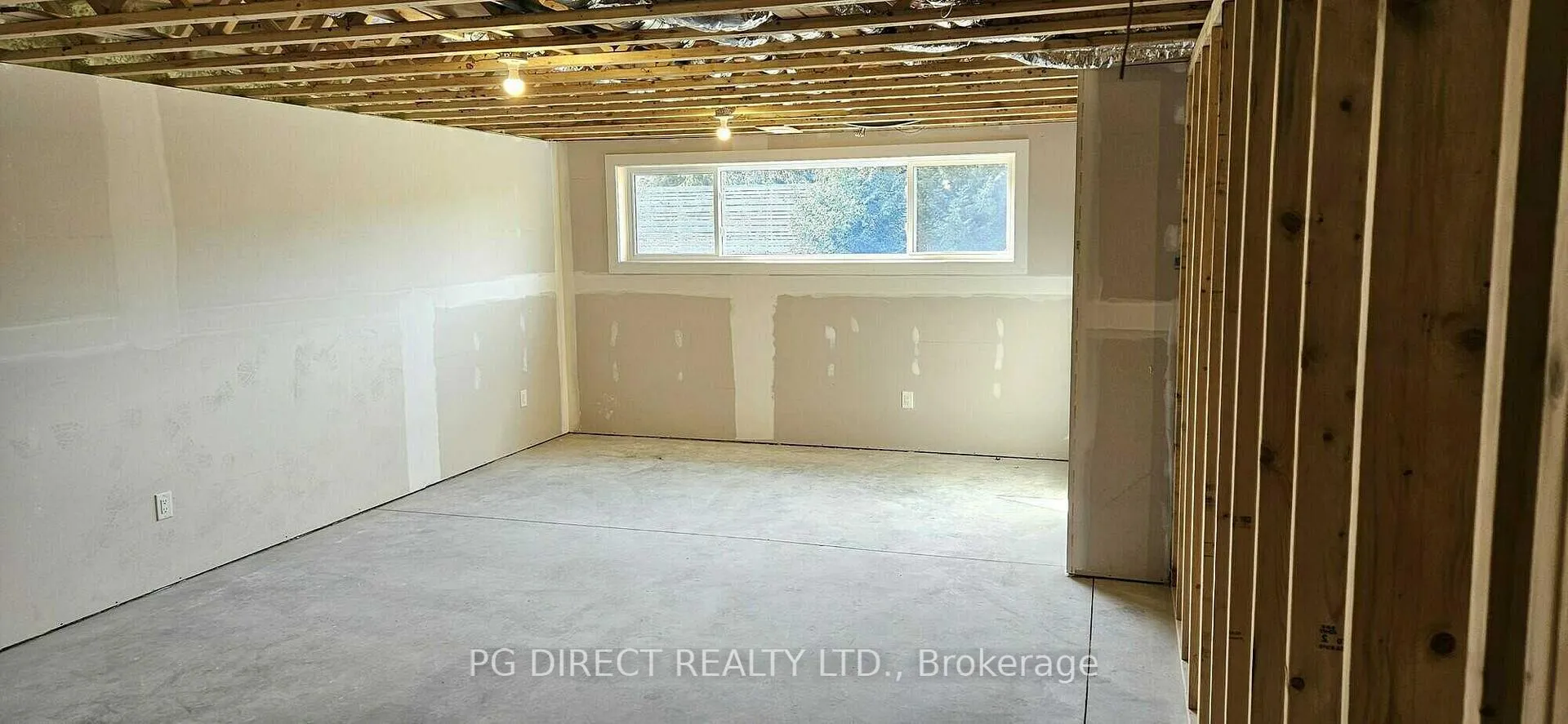 Photo 16 of 10 Cardinal Court, Prince Edward County, Sophiasburg Ward — HOMEH