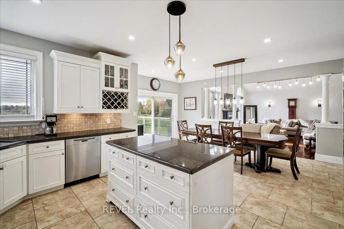 Photo 9 of 1330 Concession 6 Road W, Hamilton, Rural Flamborough — HOMEH