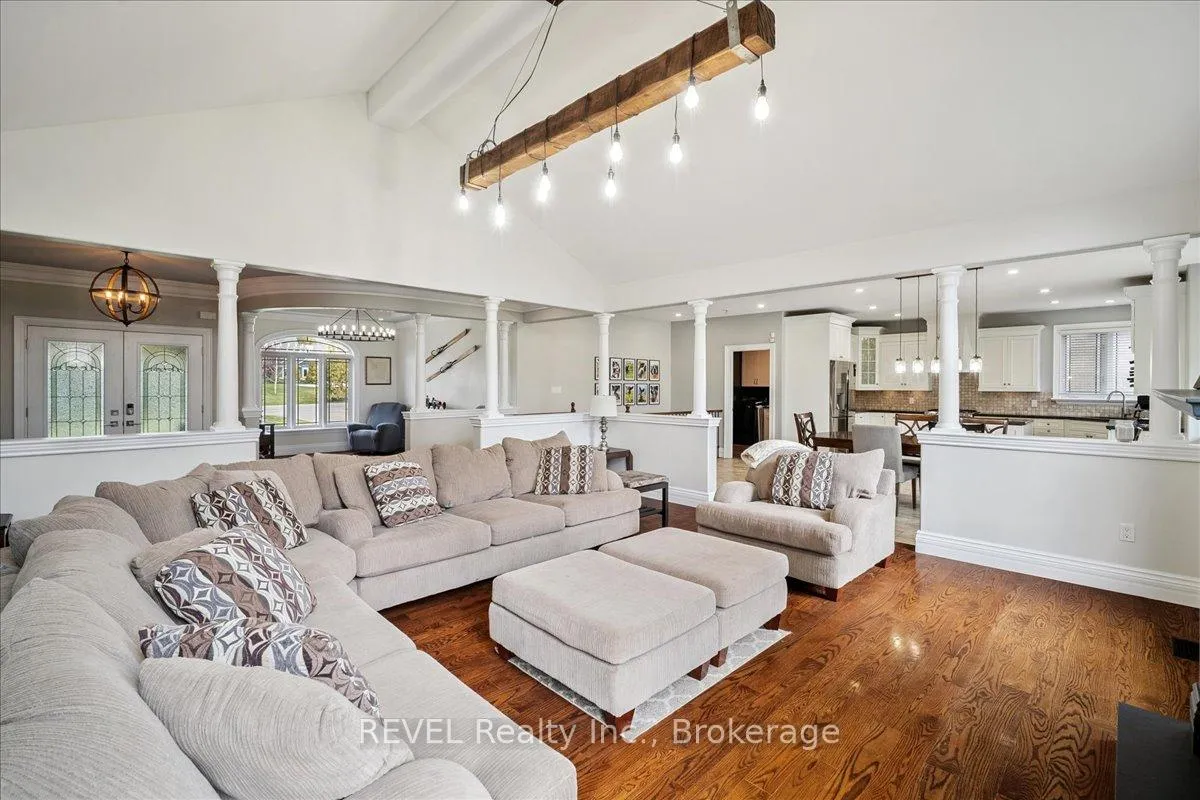 Photo 12 of 1330 Concession 6 Road W, Hamilton, Rural Flamborough — HOMEH