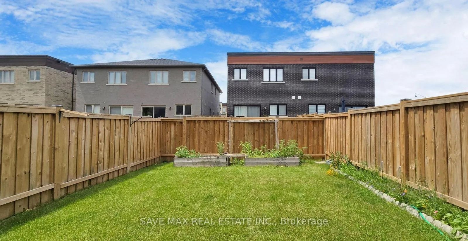 Photo 2 of Unit Bsmt, 4 Hubbell Road, Brampton, Bram West — HOMEH