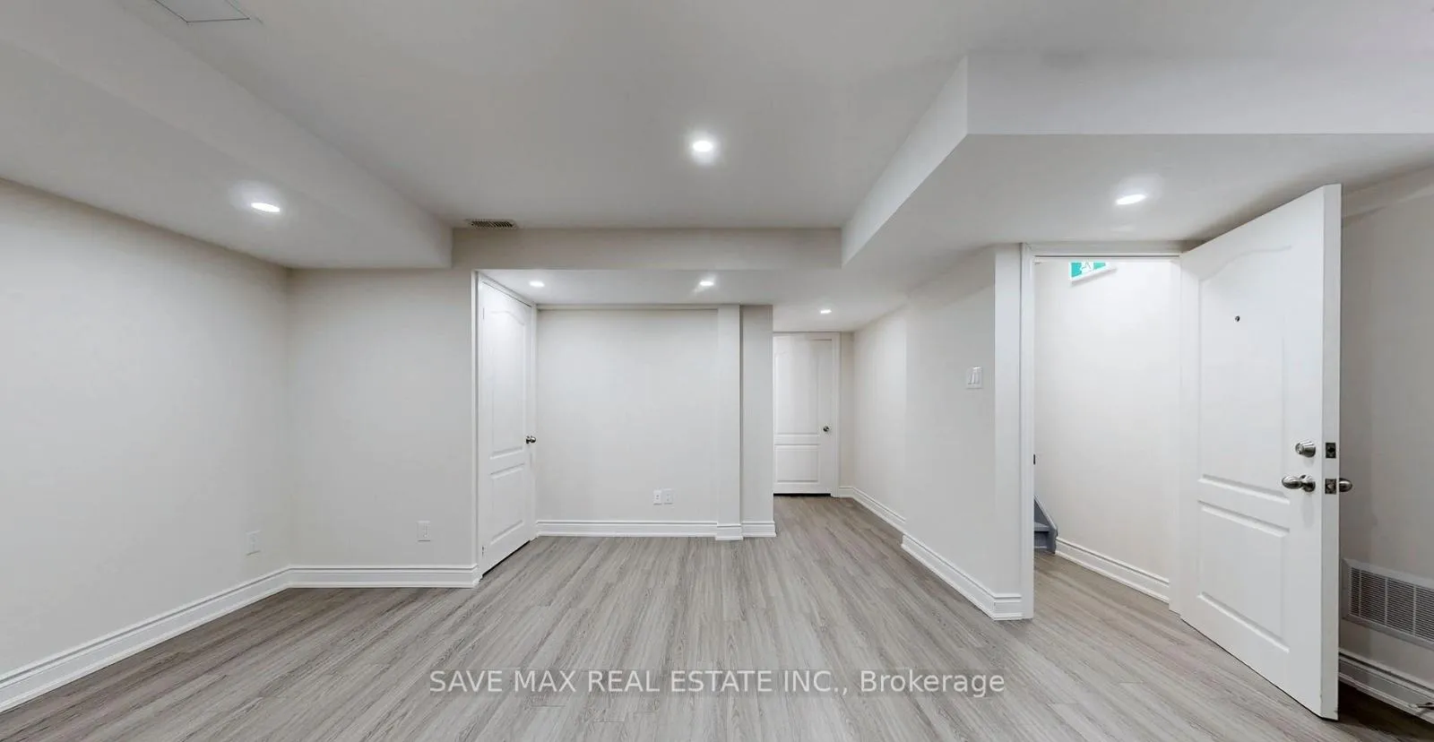Photo 4 of Unit Bsmt, 4 Hubbell Road, Brampton, Bram West — HOMEH
