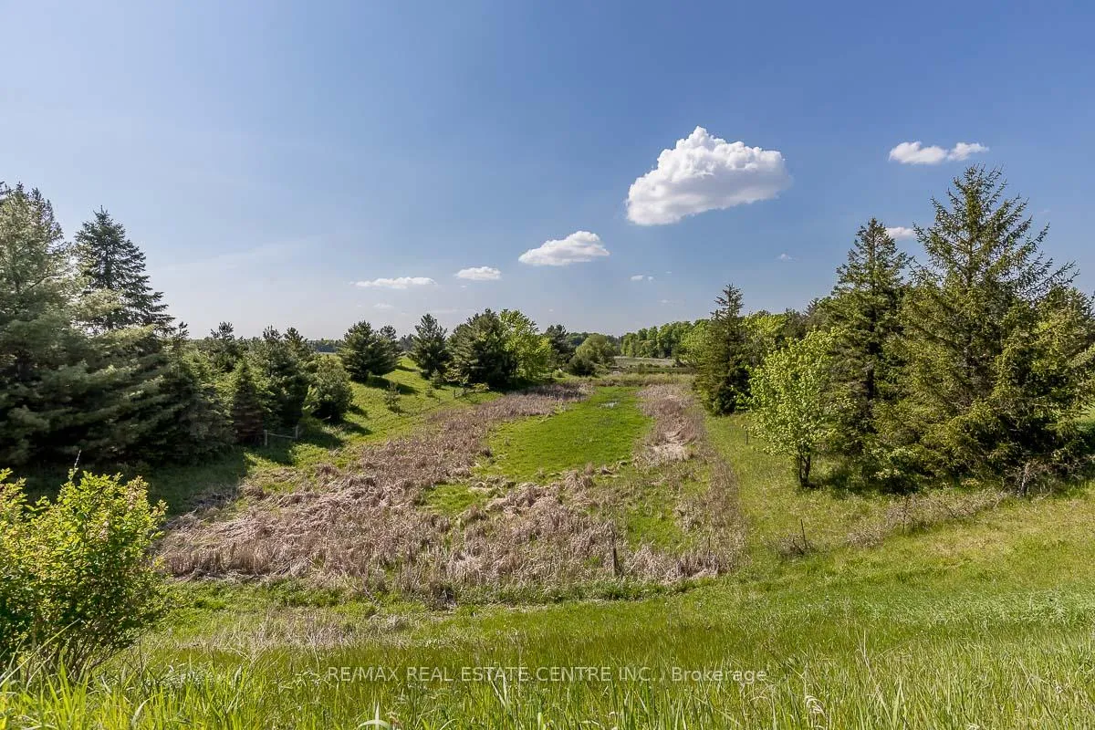 Photo 16 of 2140 Charleston Side Road, Caledon, Rural Caledon — HOMEH