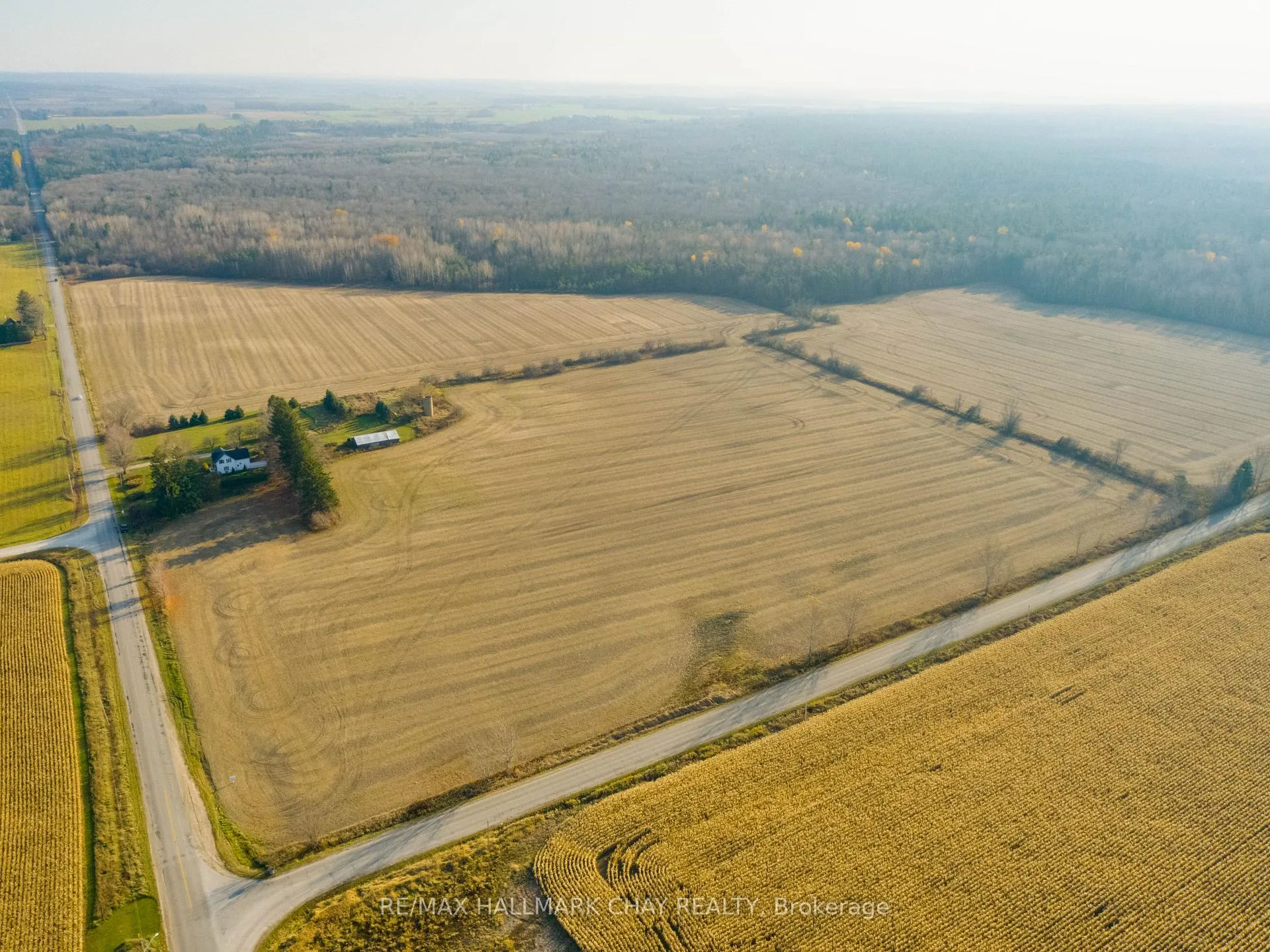 Photo 27 of 700 Baseline Road S, Tiny, Rural Tiny — HOMEH