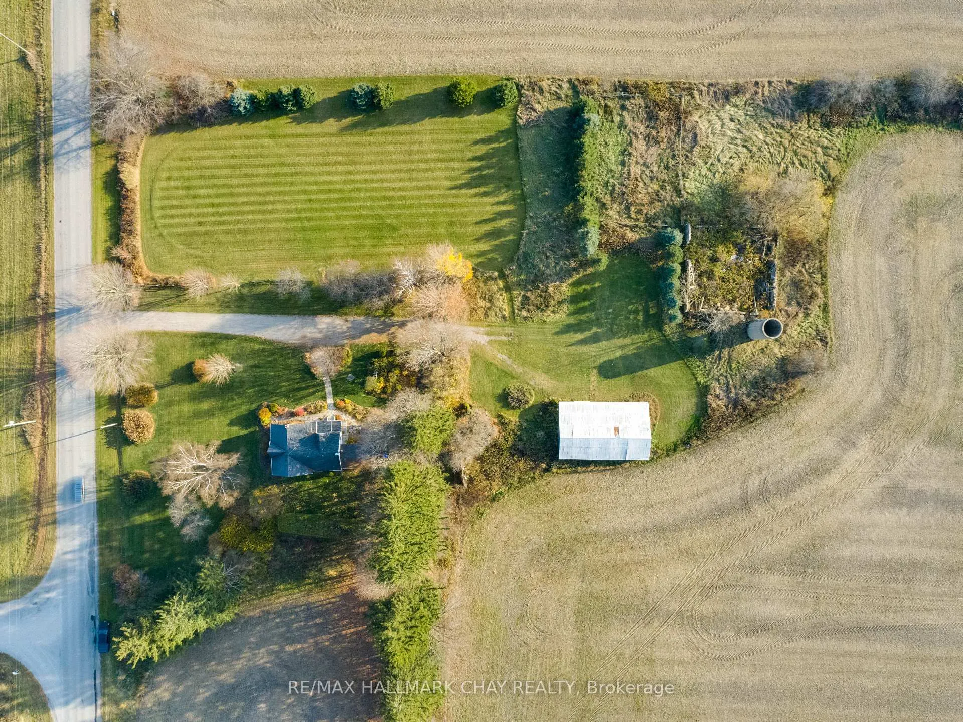 Photo 32 of 700 Baseline Road S, Tiny, Rural Tiny — HOMEH