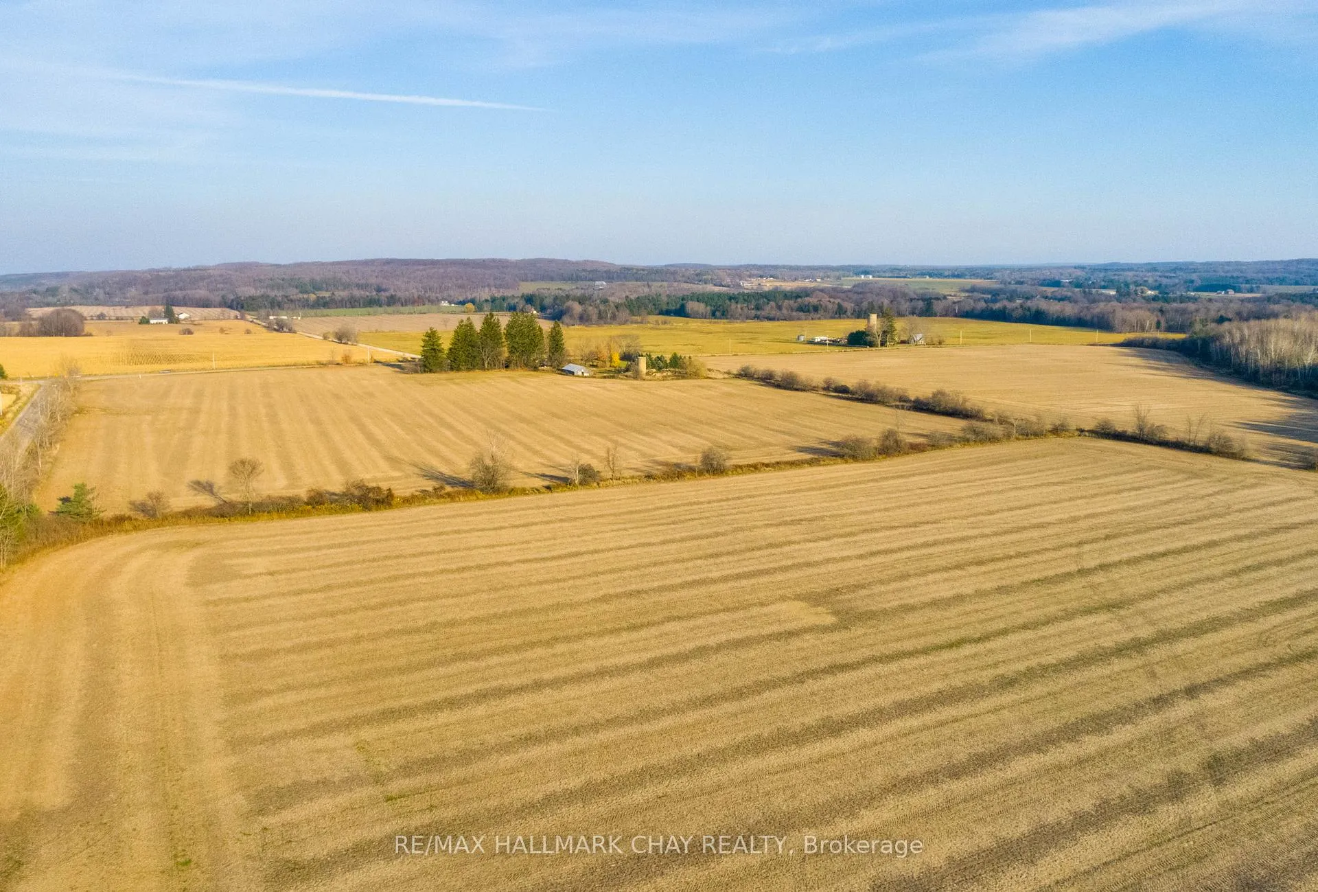Photo 38 of 700 Baseline Road S, Tiny, Rural Tiny — HOMEH