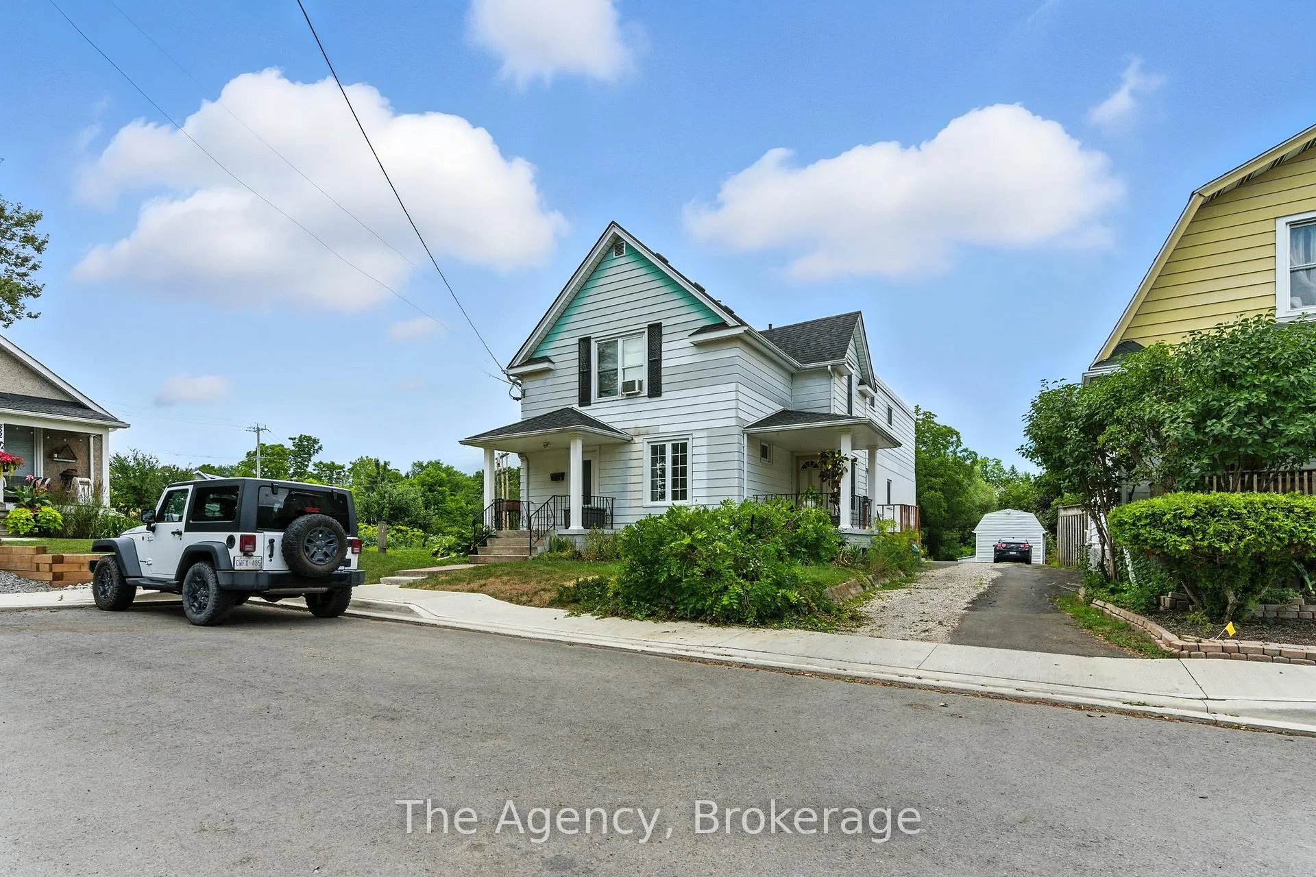 Photo 2 of 80 Mill Street, Welland, Broadway — HOMEH