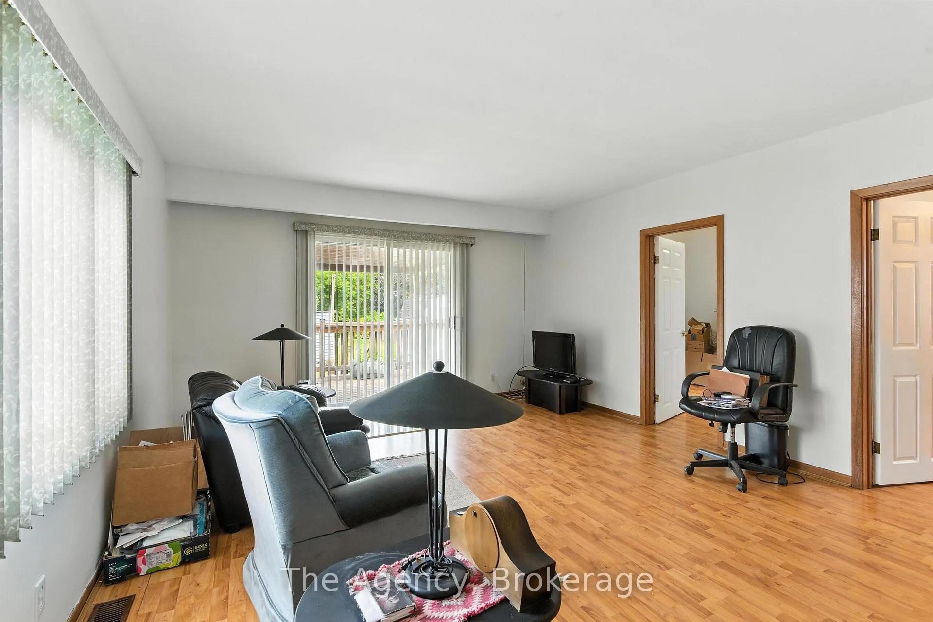 Photo 14 of 80 Mill Street, Welland, Broadway — HOMEH