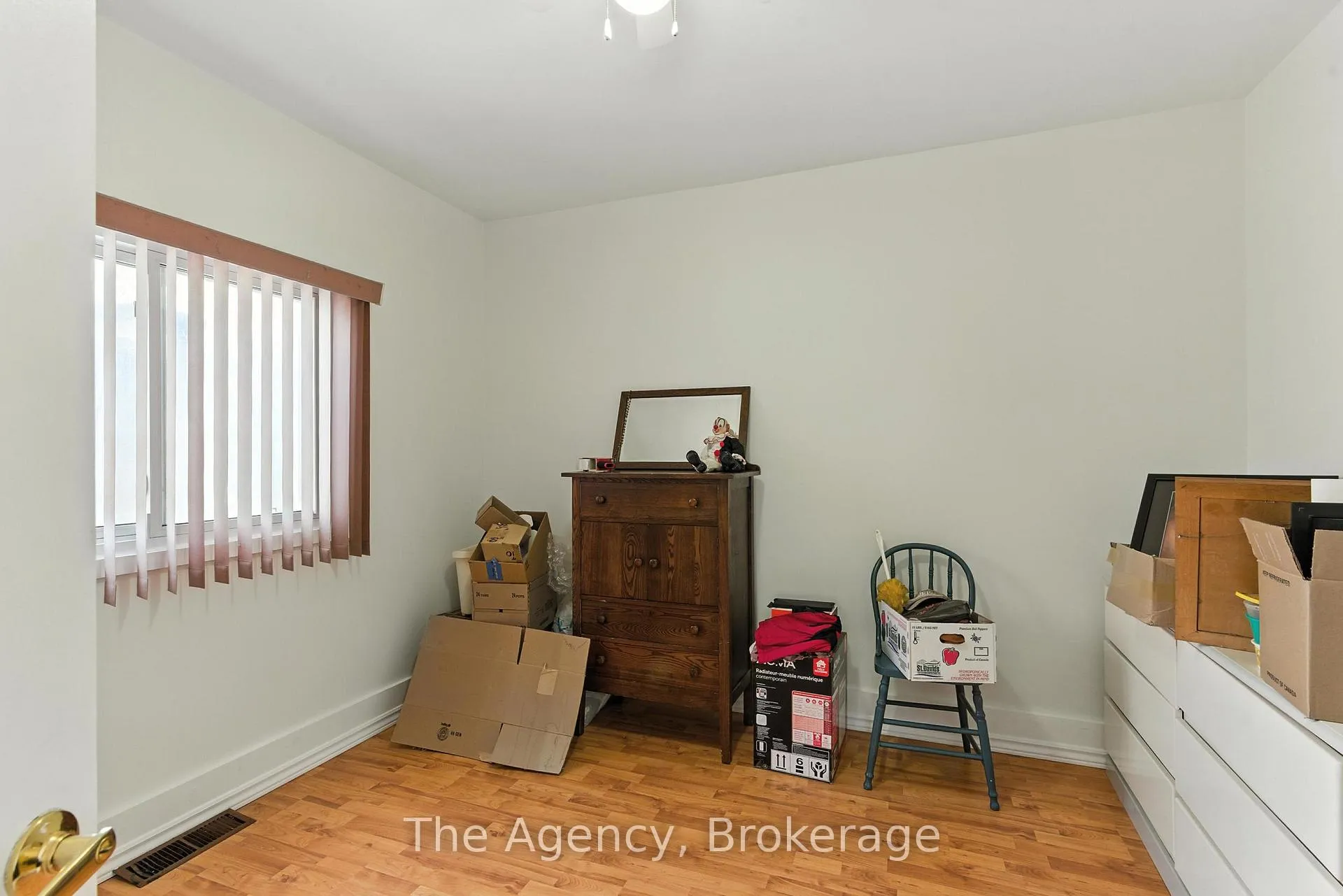 Photo 17 of 80 Mill Street, Welland, Broadway — HOMEH