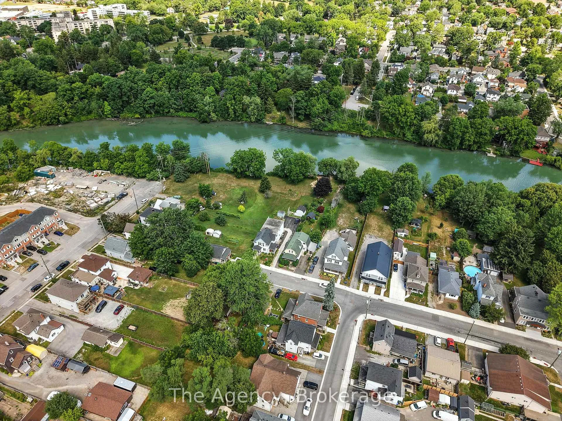 Photo 50 of 80 Mill Street, Welland, Broadway — HOMEH