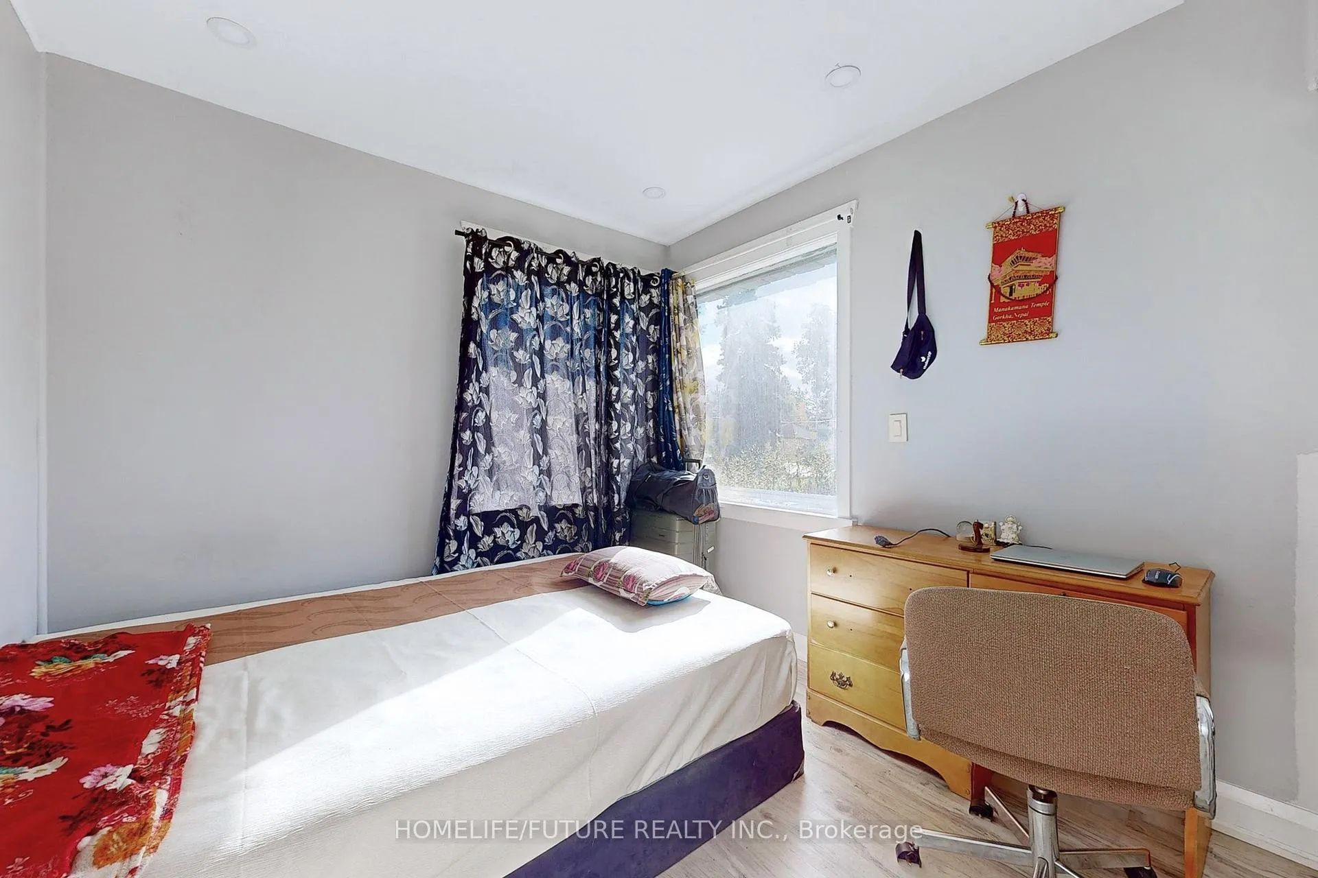 Photo 18 of 1496 Simcoe Street, Oshawa, Samac — HOMEH