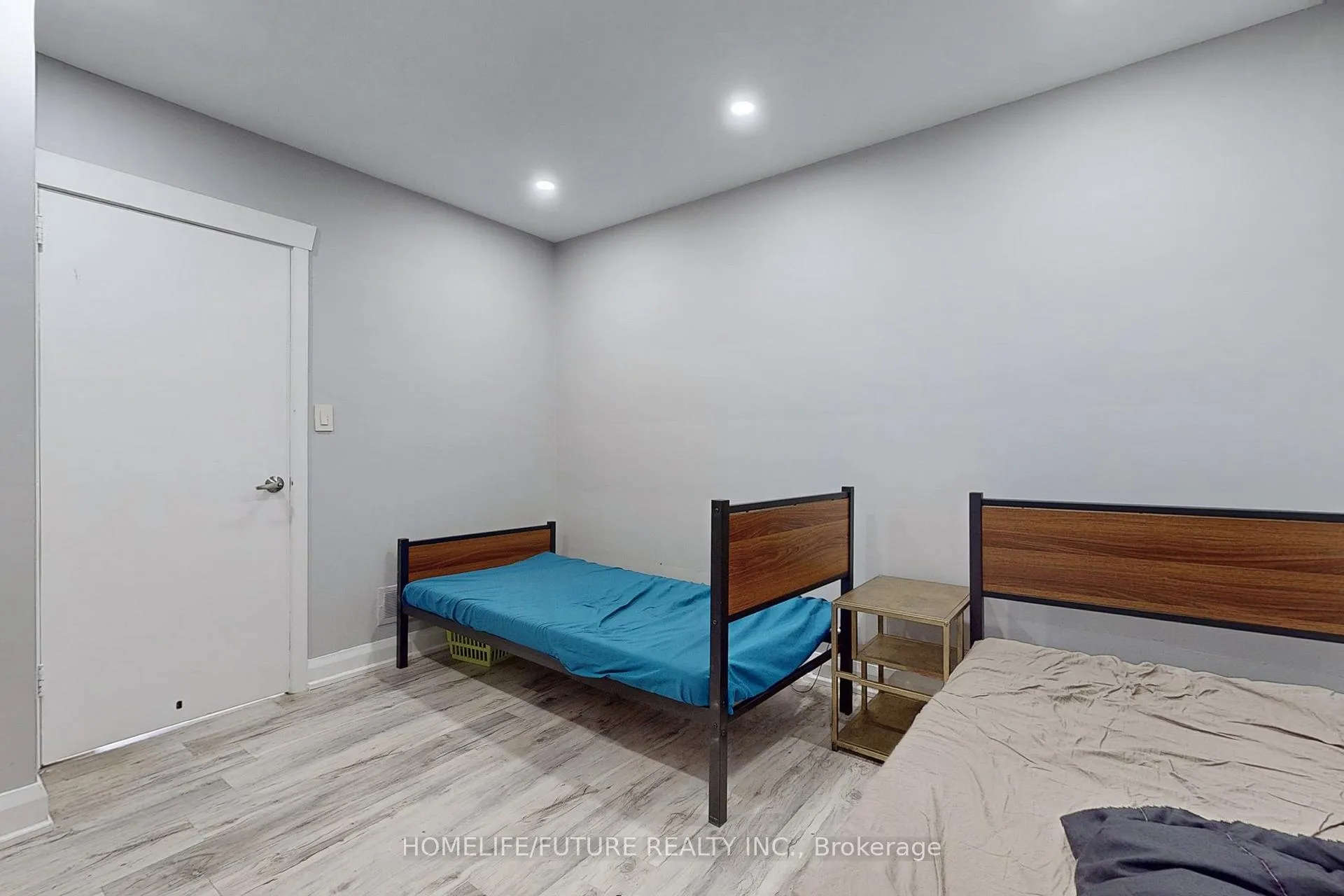 Photo 21 of 1496 Simcoe Street, Oshawa, Samac — HOMEH