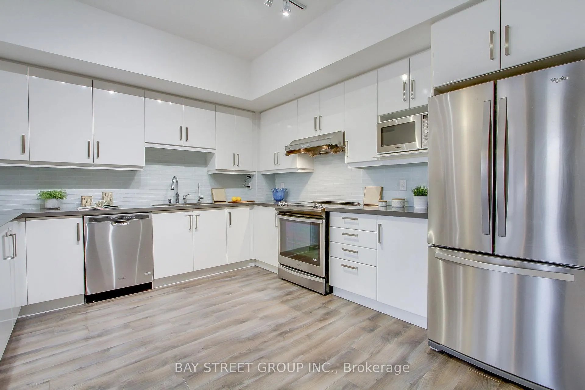 Photo 10 of Unit B105, 99 South Town Centre Boulevard, Markham, Unionville — HOMEH