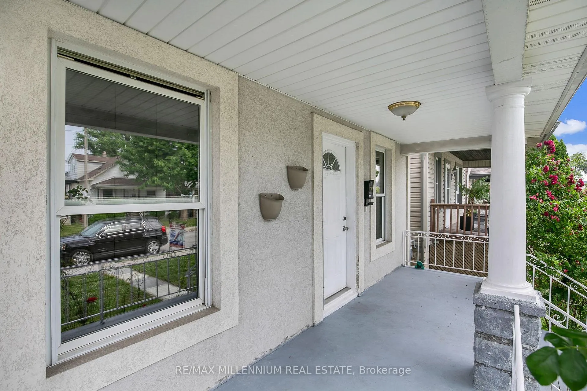 Photo 2 of 1725 Highland Avenue, Windsor — HOMEH