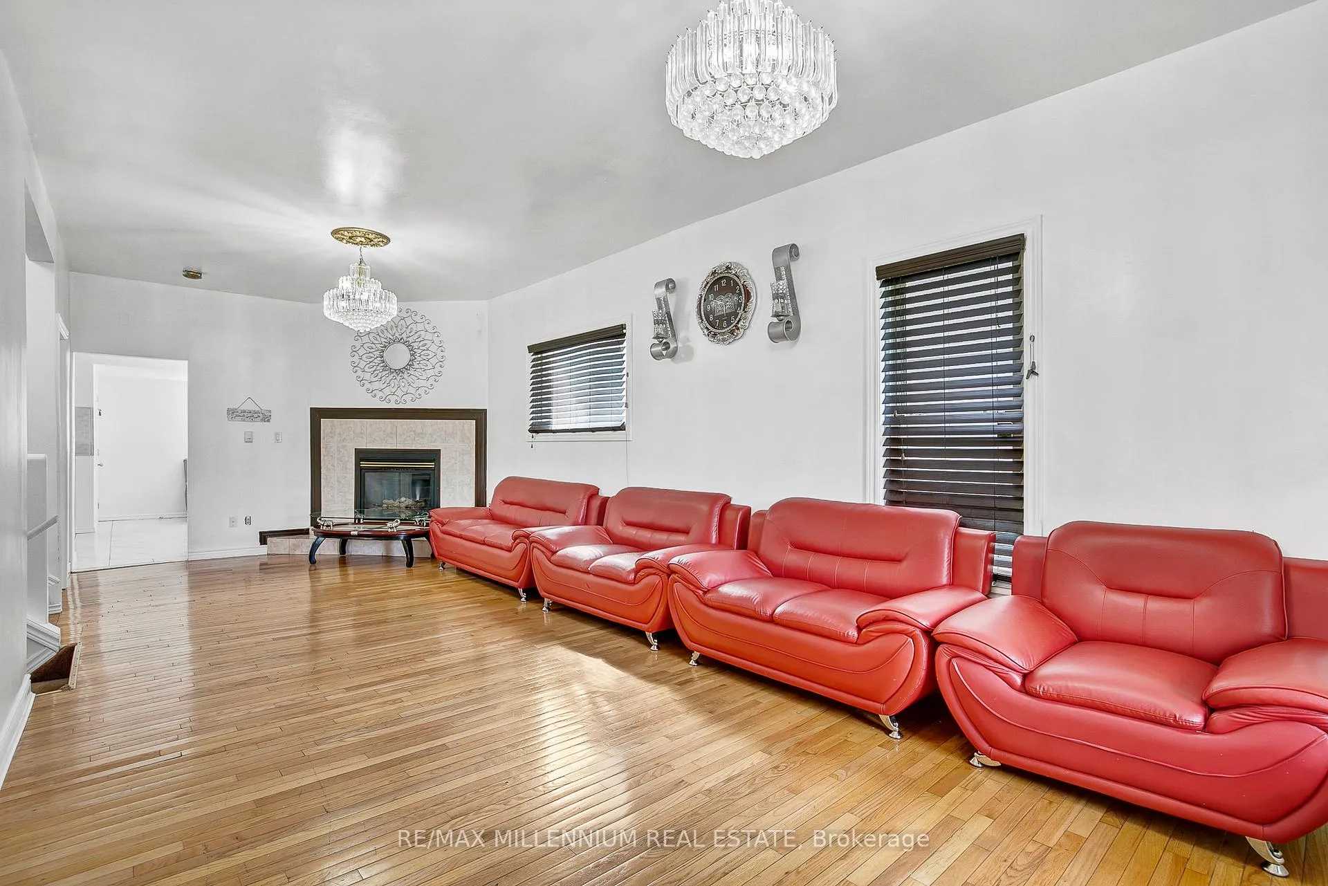 Photo 5 of 1725 Highland Avenue, Windsor — HOMEH