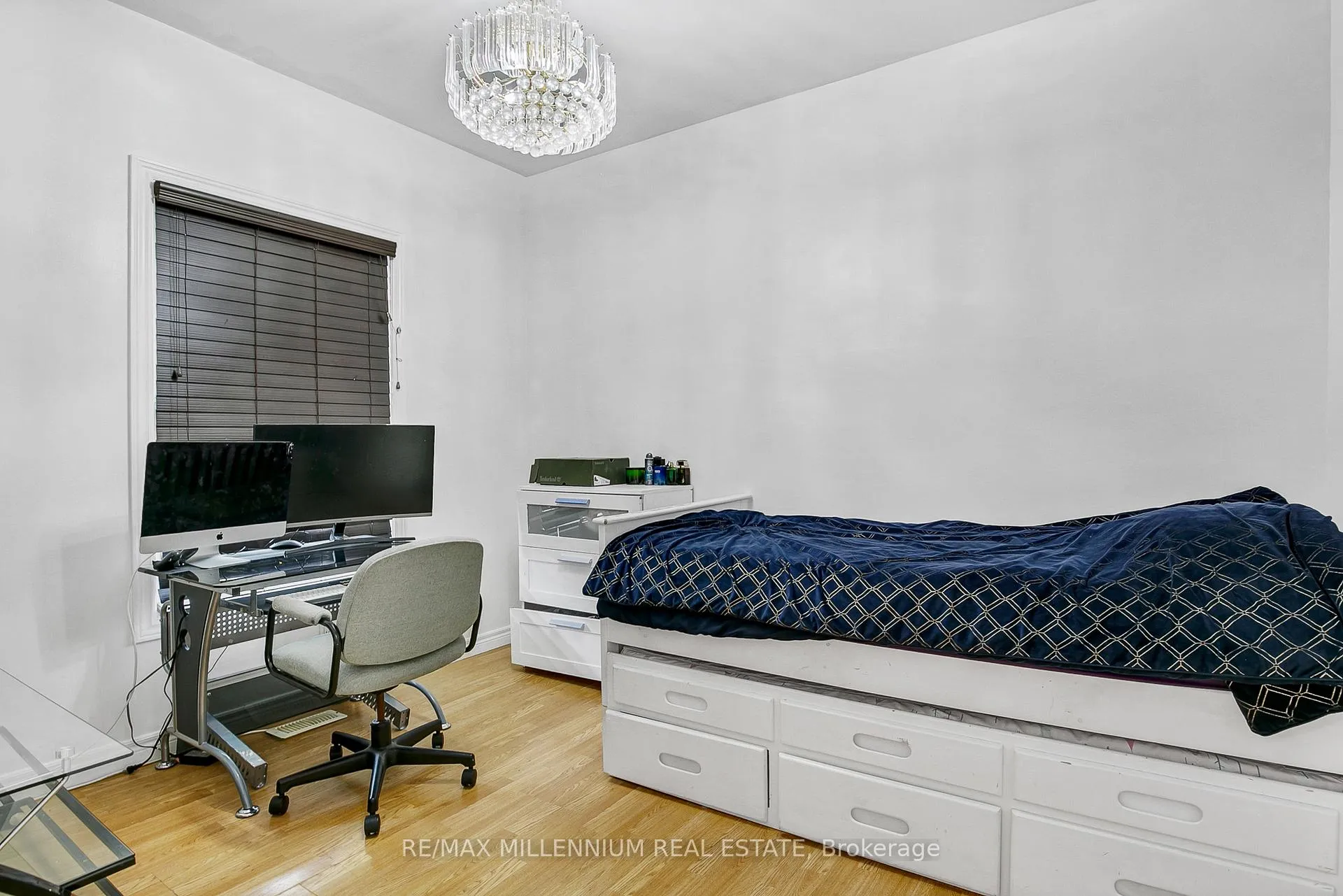 Photo 12 of 1725 Highland Avenue, Windsor — HOMEH