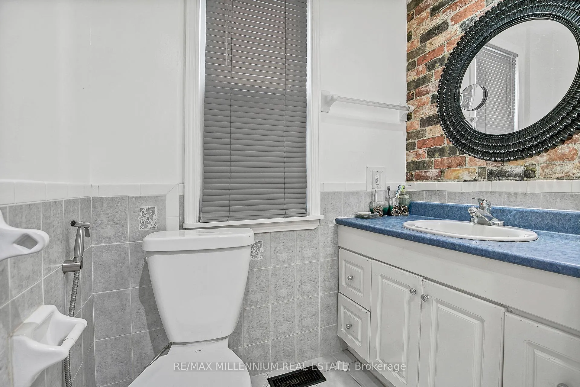 Photo 13 of 1725 Highland Avenue, Windsor — HOMEH