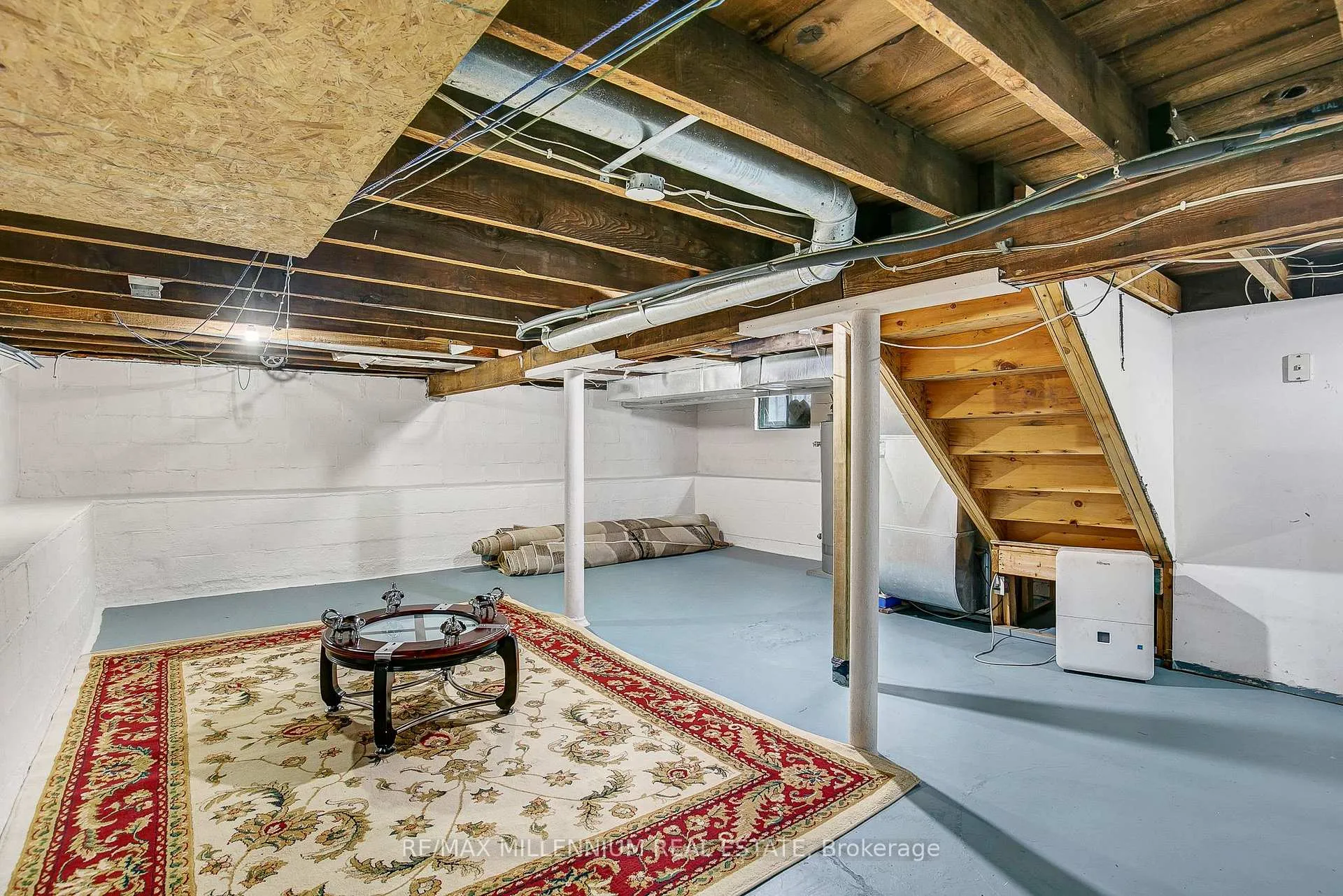 Photo 22 of 1725 Highland Avenue, Windsor — HOMEH