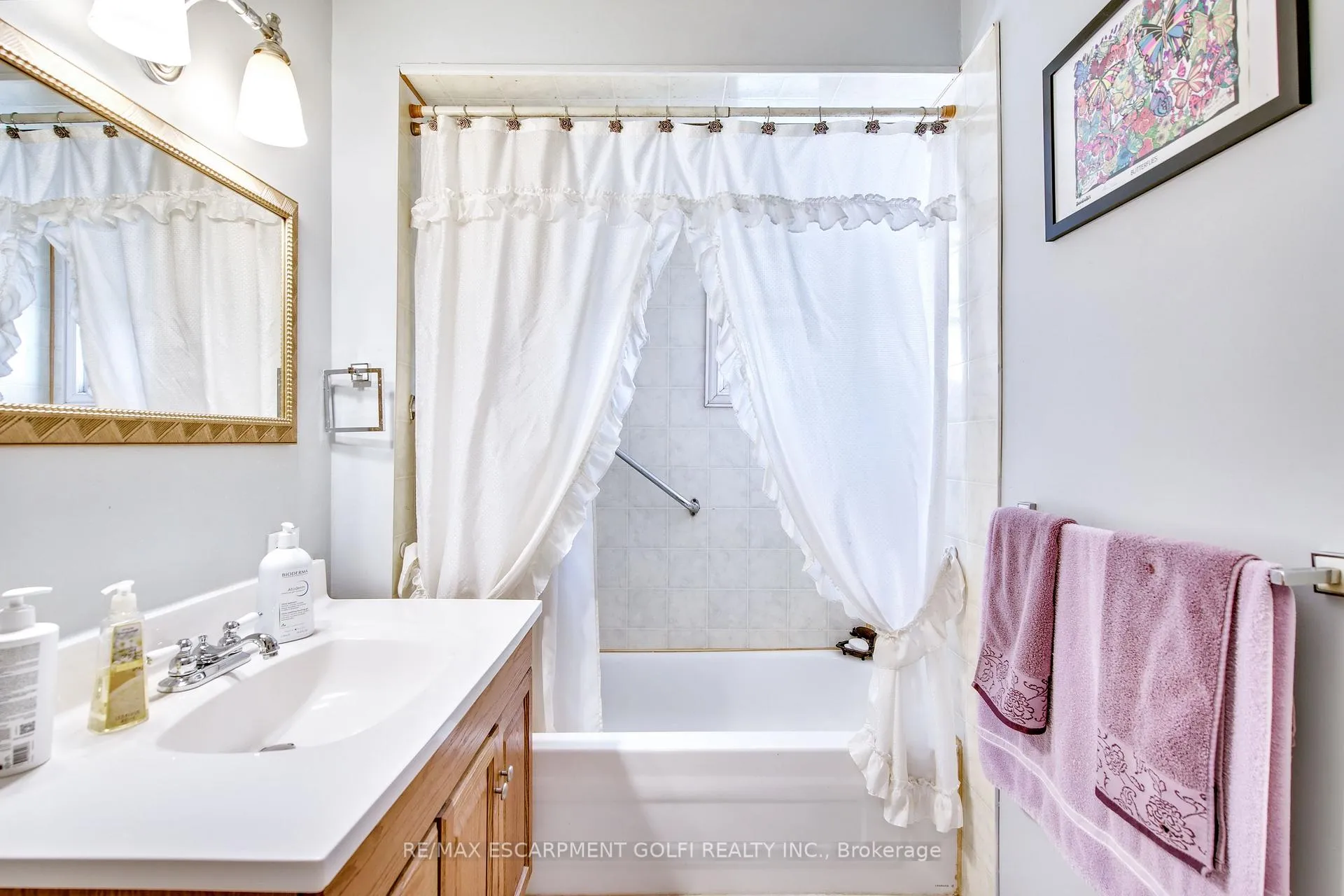 Photo 14 of 373 Simpson Avenue, Welland, Lincoln/Crowland — HOMEH