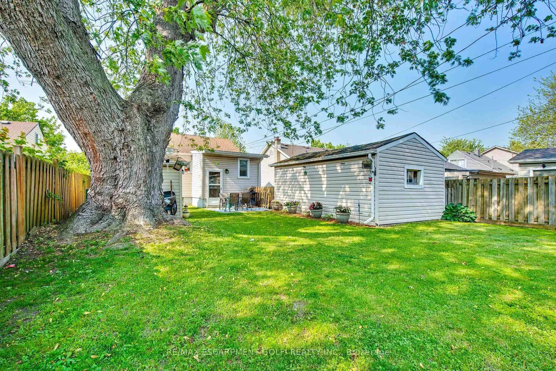 Photo 27 of 373 Simpson Avenue, Welland, Lincoln/Crowland — HOMEH