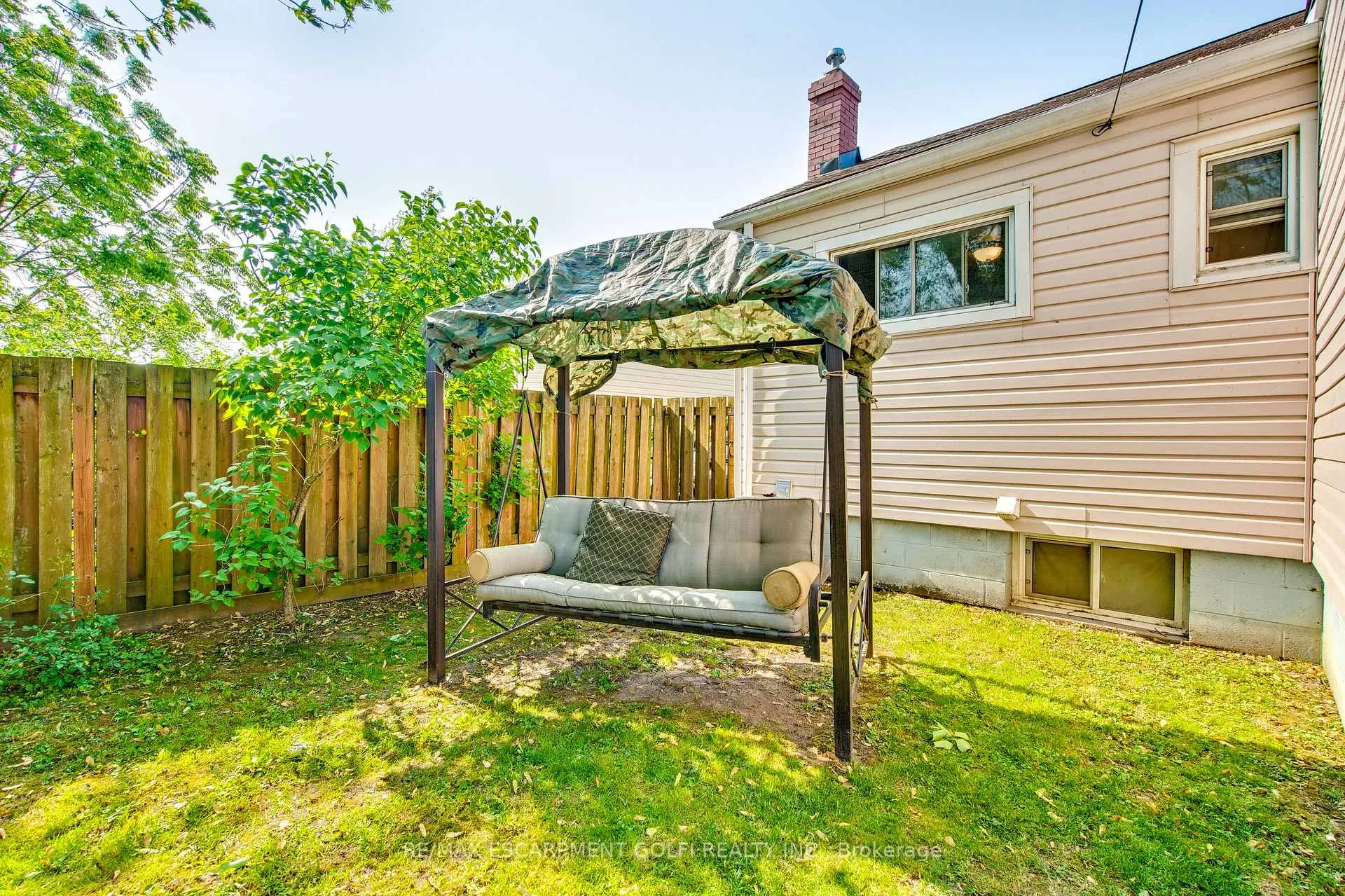 Photo 28 of 373 Simpson Avenue, Welland, Lincoln/Crowland — HOMEH