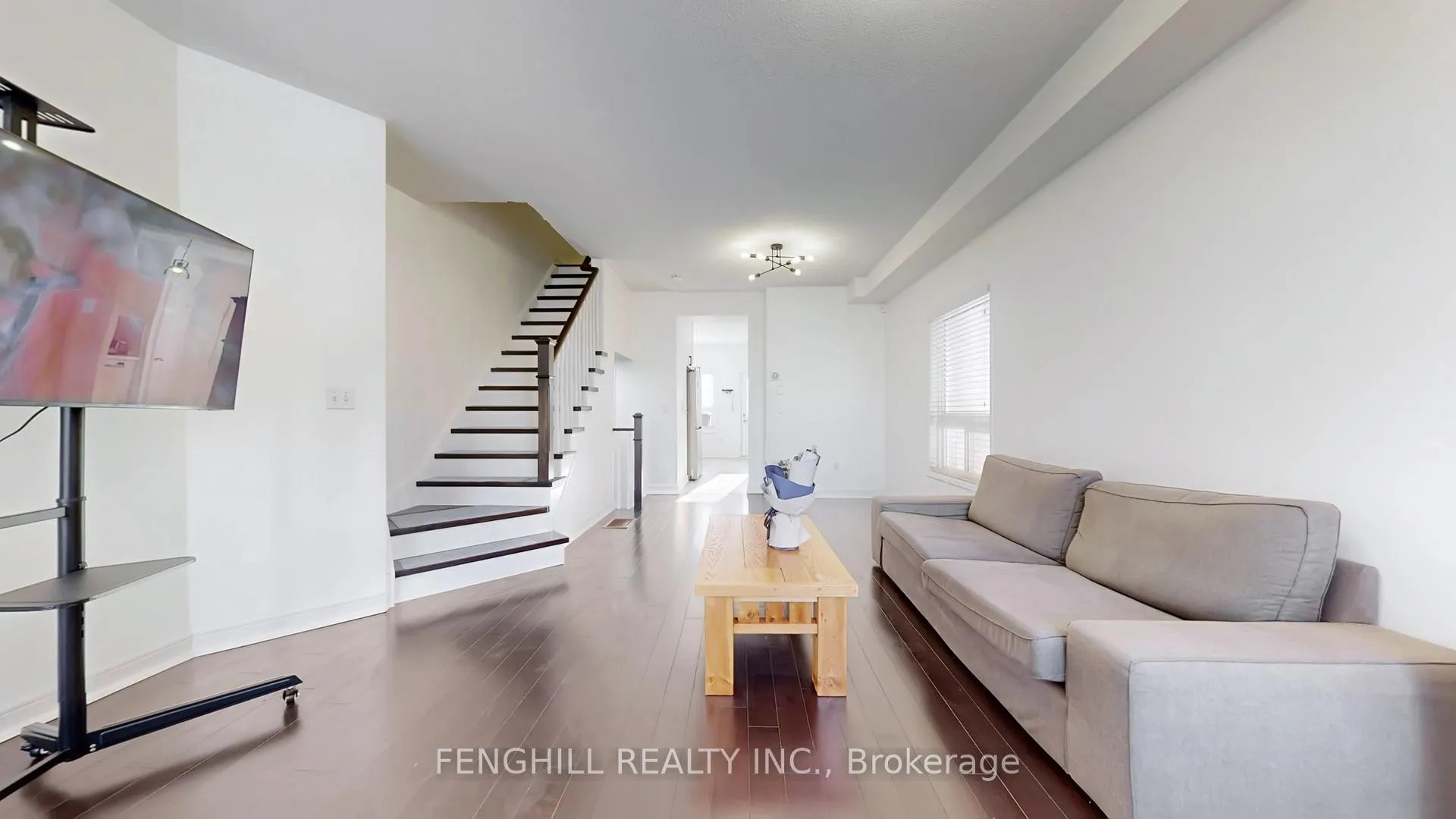 Photo 7 of 231 Bur Oak Avenue, Markham, Berczy — HOMEH