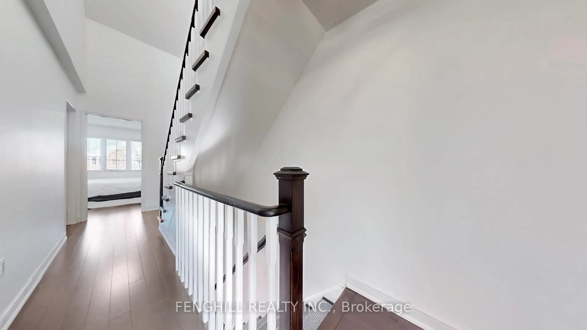 Photo 14 of 231 Bur Oak Avenue, Markham, Berczy — HOMEH