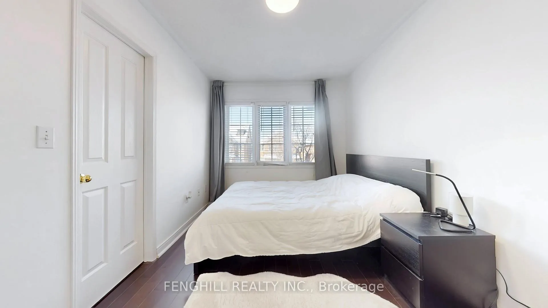 Photo 16 of 231 Bur Oak Avenue, Markham, Berczy — HOMEH